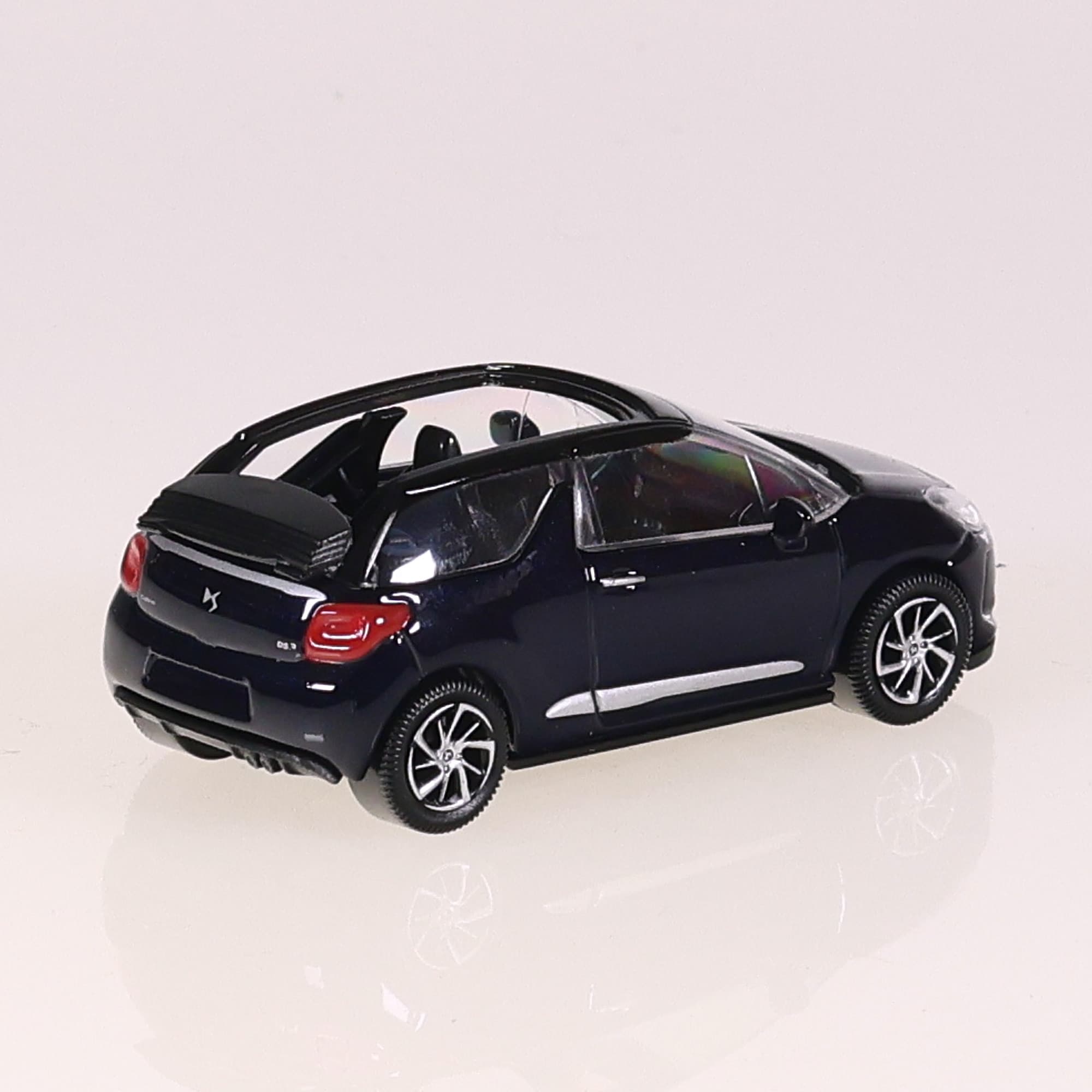 Norev DS Automobiles 3 Cabrio 1/64 Bleu sans boîte — miniature 5