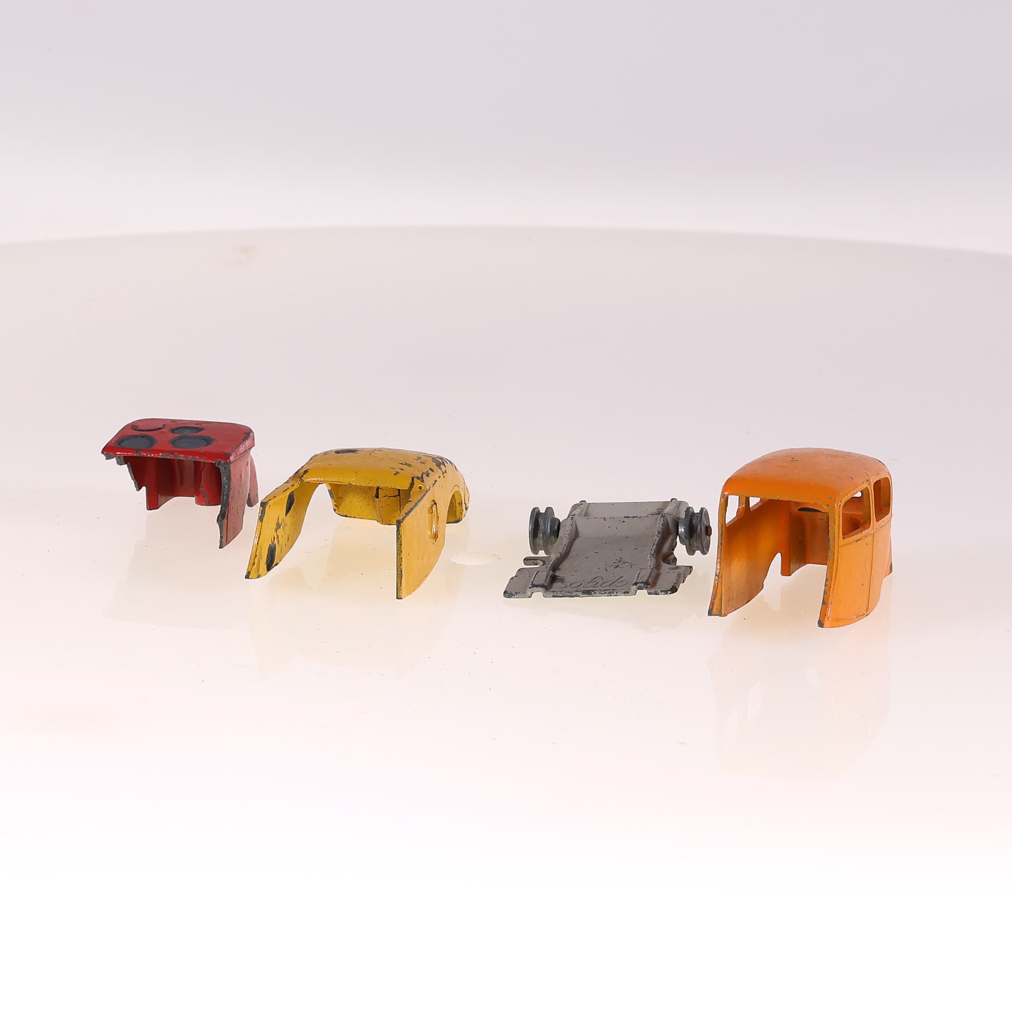 Solido transformable Bicolore Grade C sans boîte — miniature 5