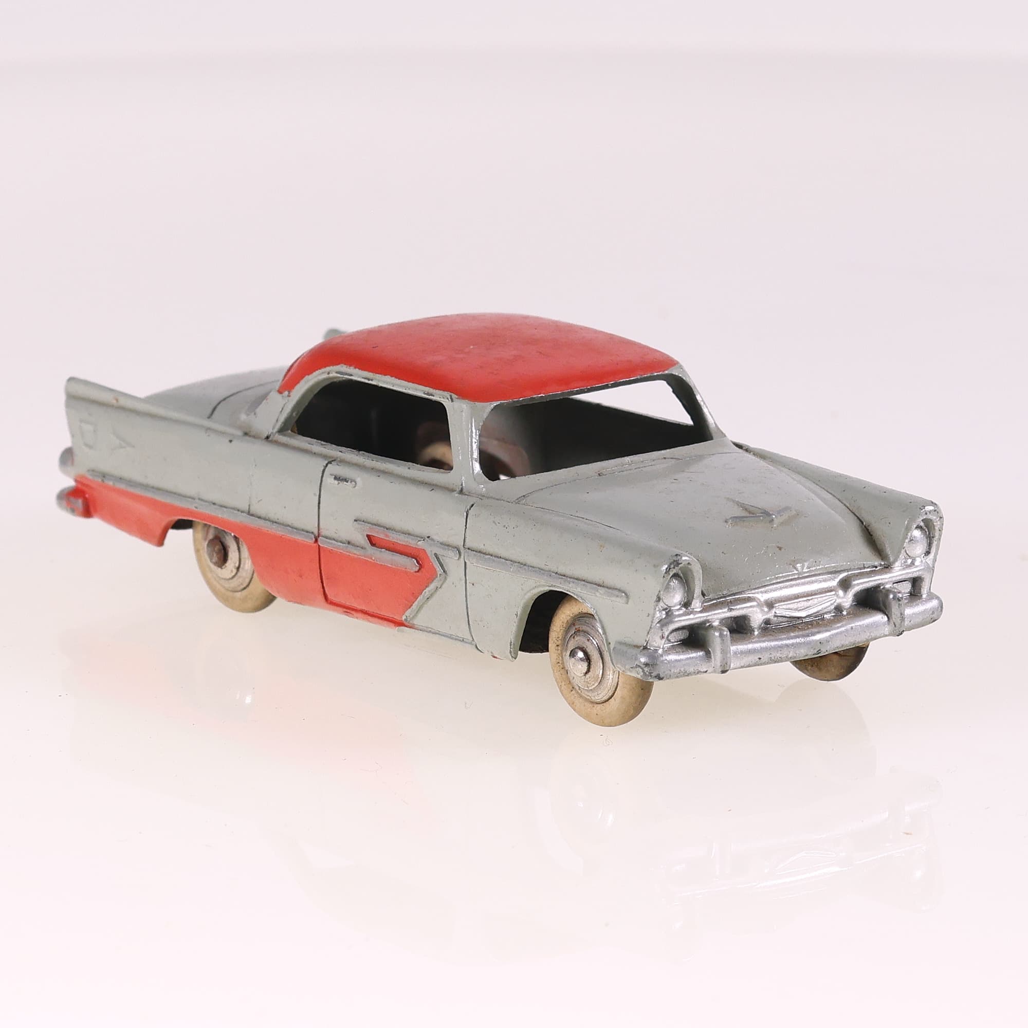 Dinky Toys 24 D Plymouth Belvedere 1/43 Bicolore Grade C avec boîte — miniature 8