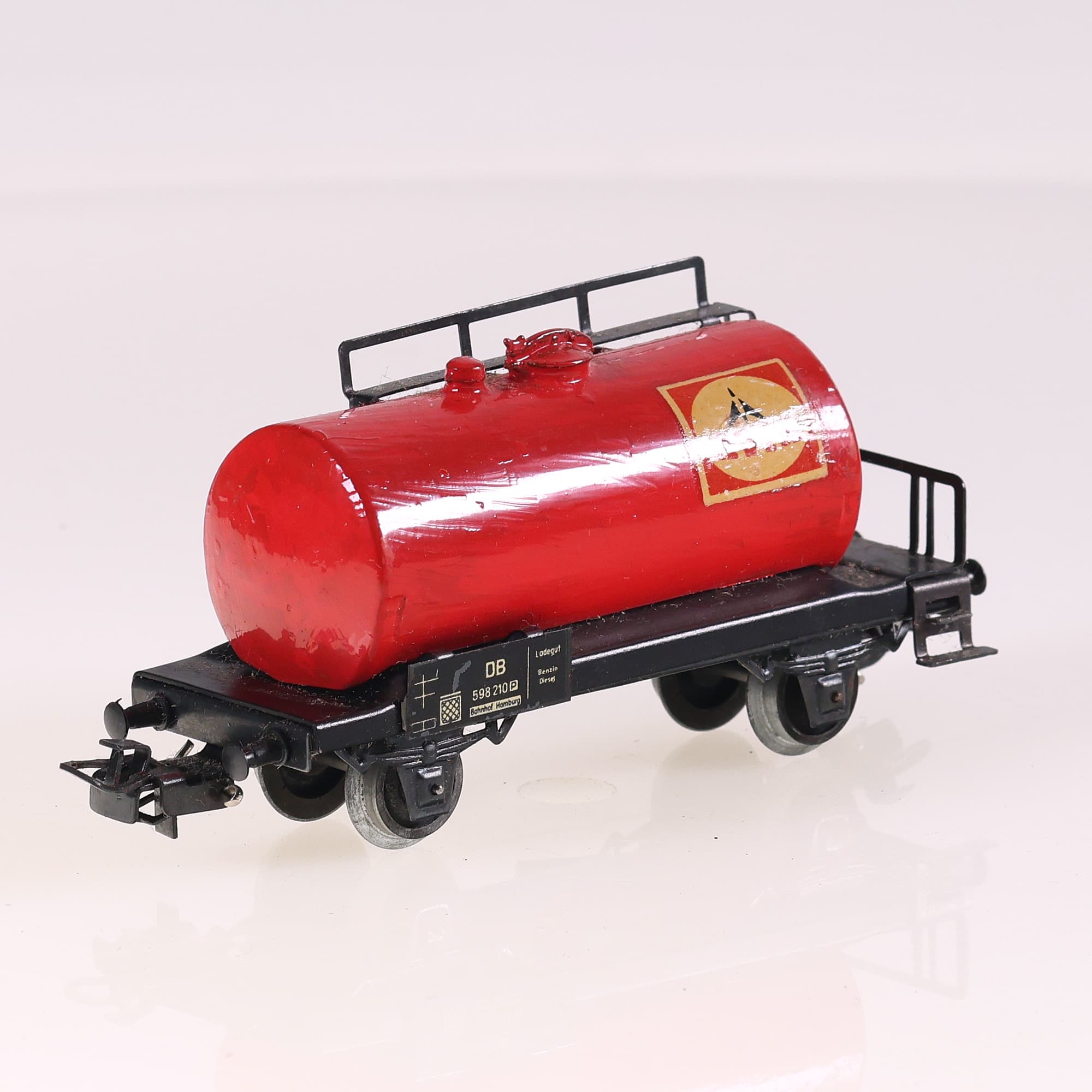 Märklin DB wagon citerne AVIA 598 210 HO