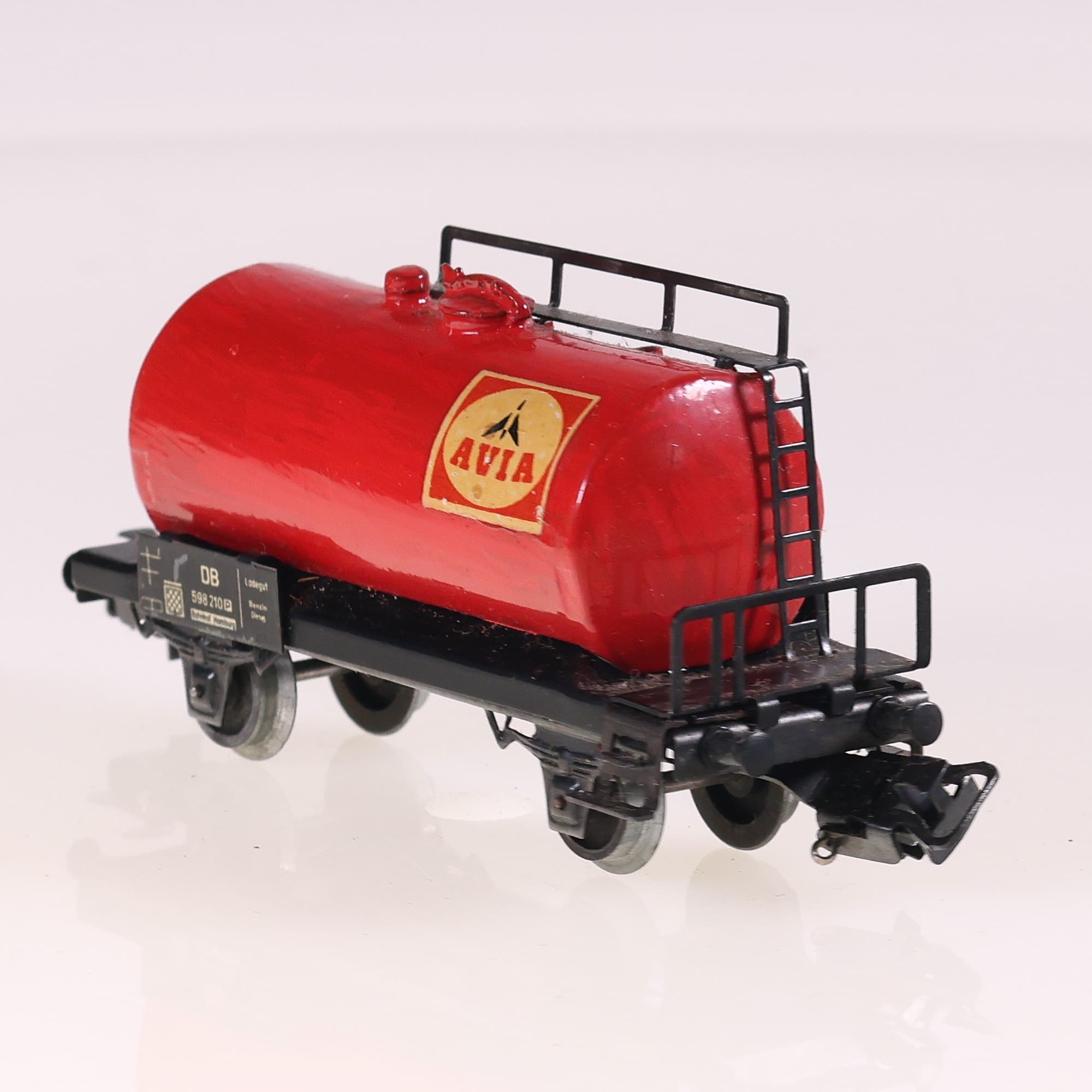 Märklin DB wagon citerne AVIA 598 210 HO  — miniature 3