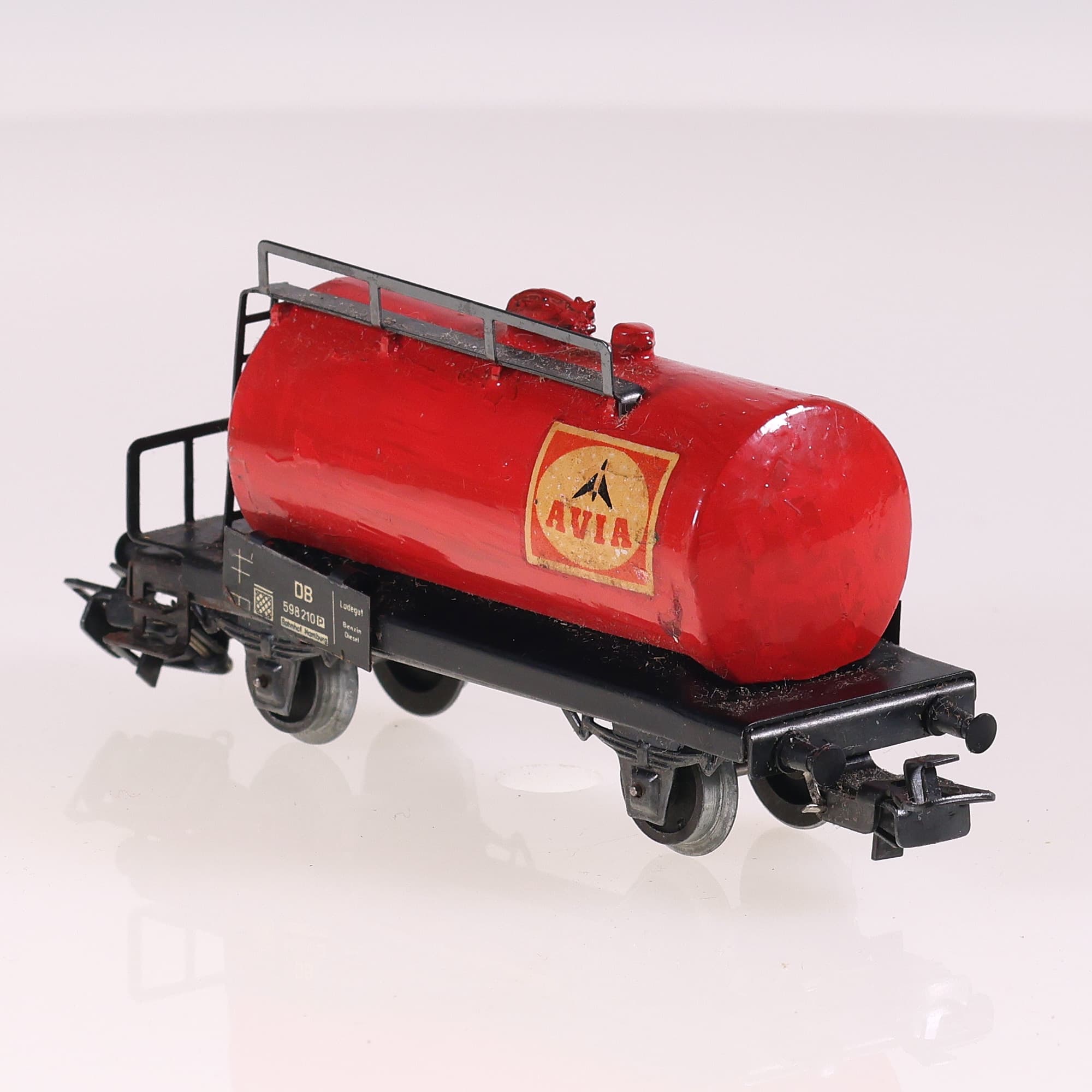Märklin DB wagon citerne AVIA 598 210 HO  — miniature 7