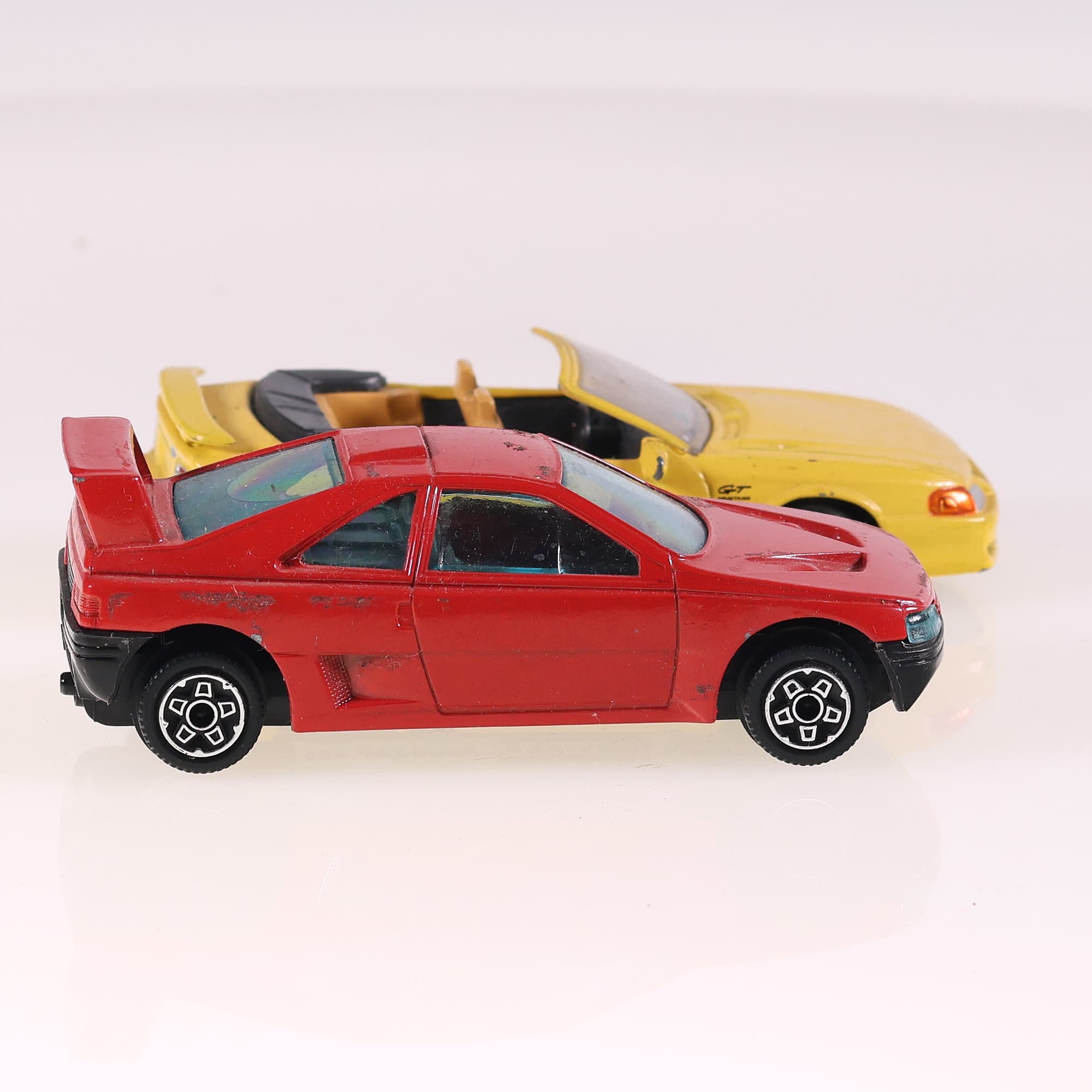 Burago New Ray Peugoet ford 405 et Mustang 1/43 Rouge sans boîte — miniature 6