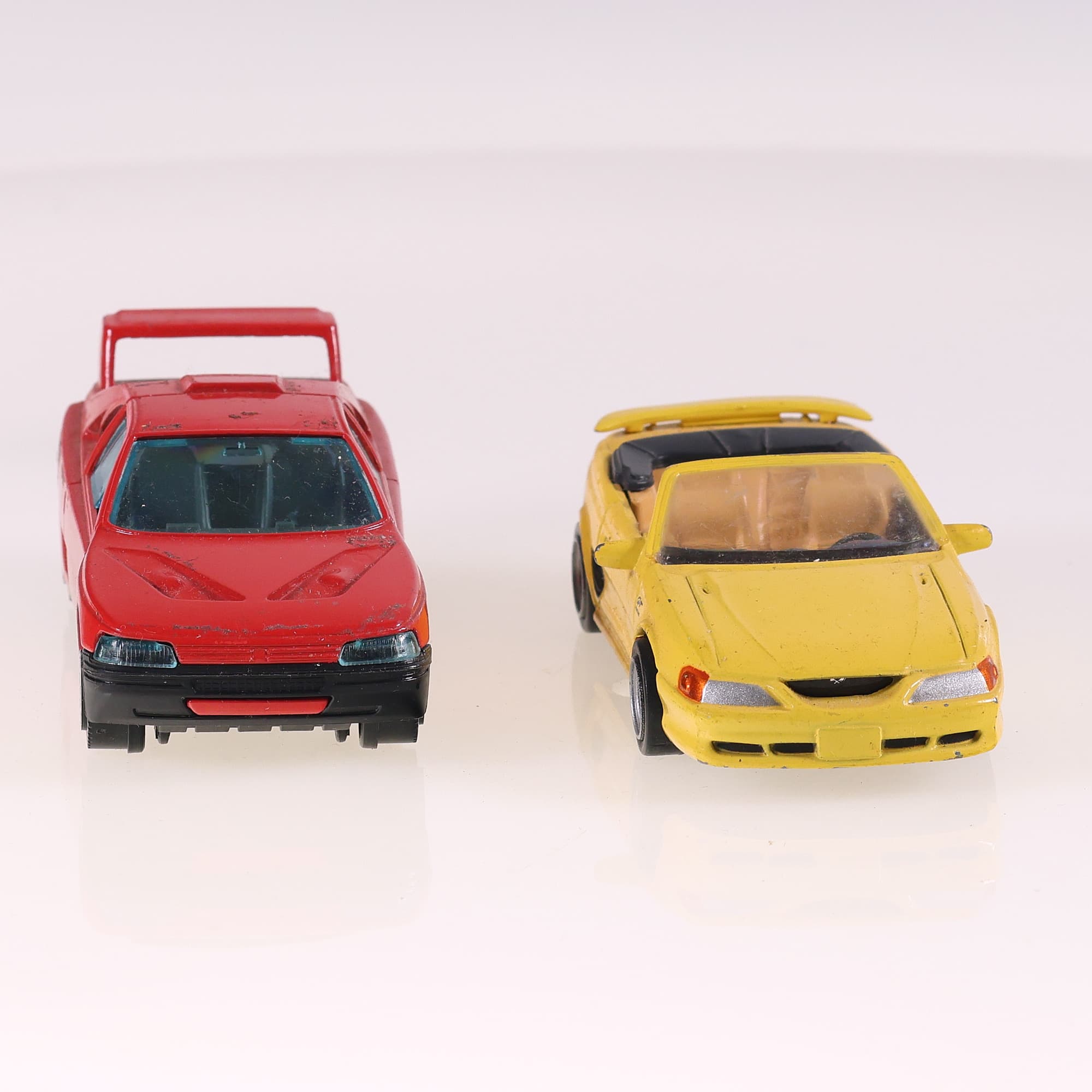 Burago New Ray Peugoet ford 405 et Mustang 1/43 Rouge sans boîte — miniature 8