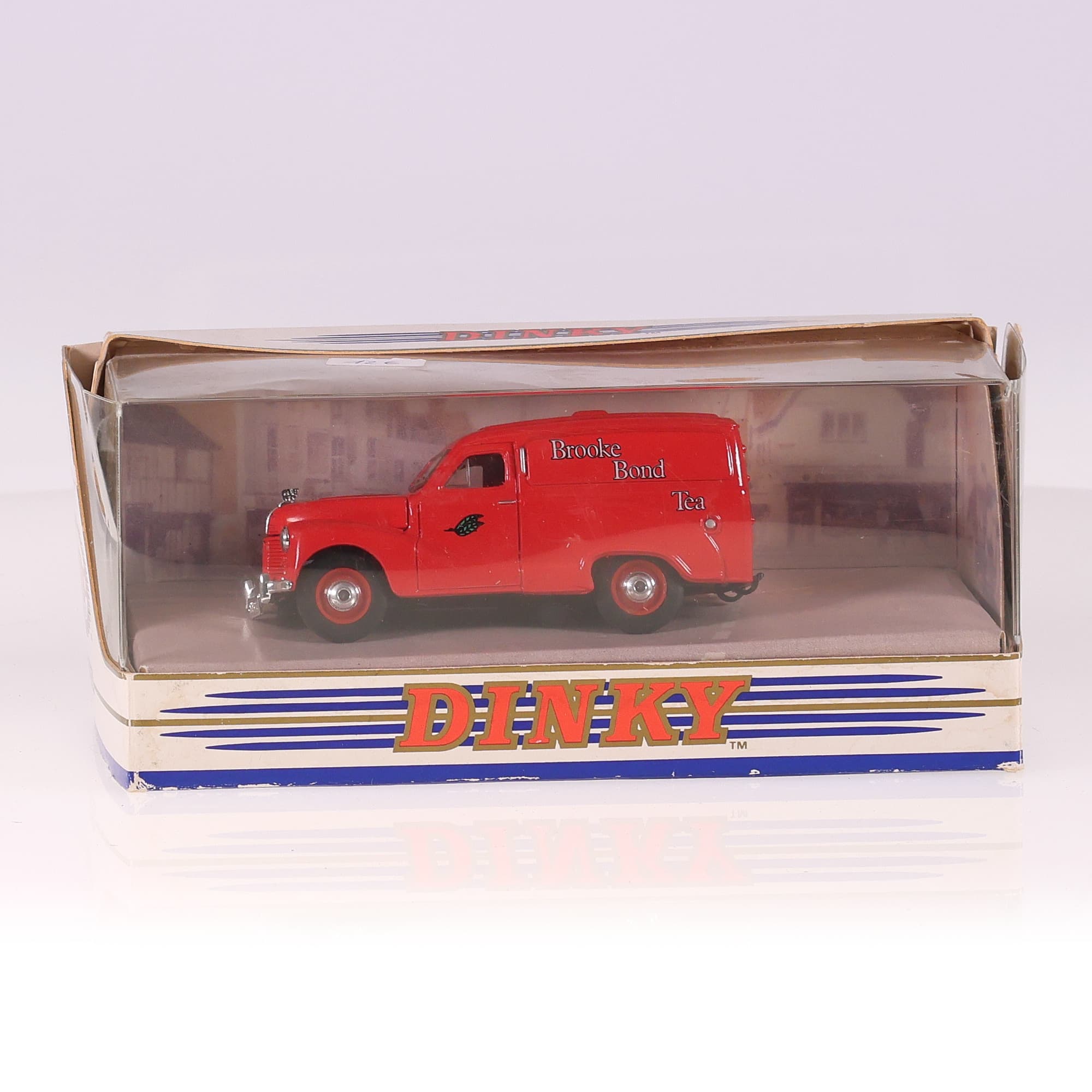 Matchbox DY-15 Austin 1953 A40  Brooke Bond Tea 1/43 Rouge avec boîte — miniature 10