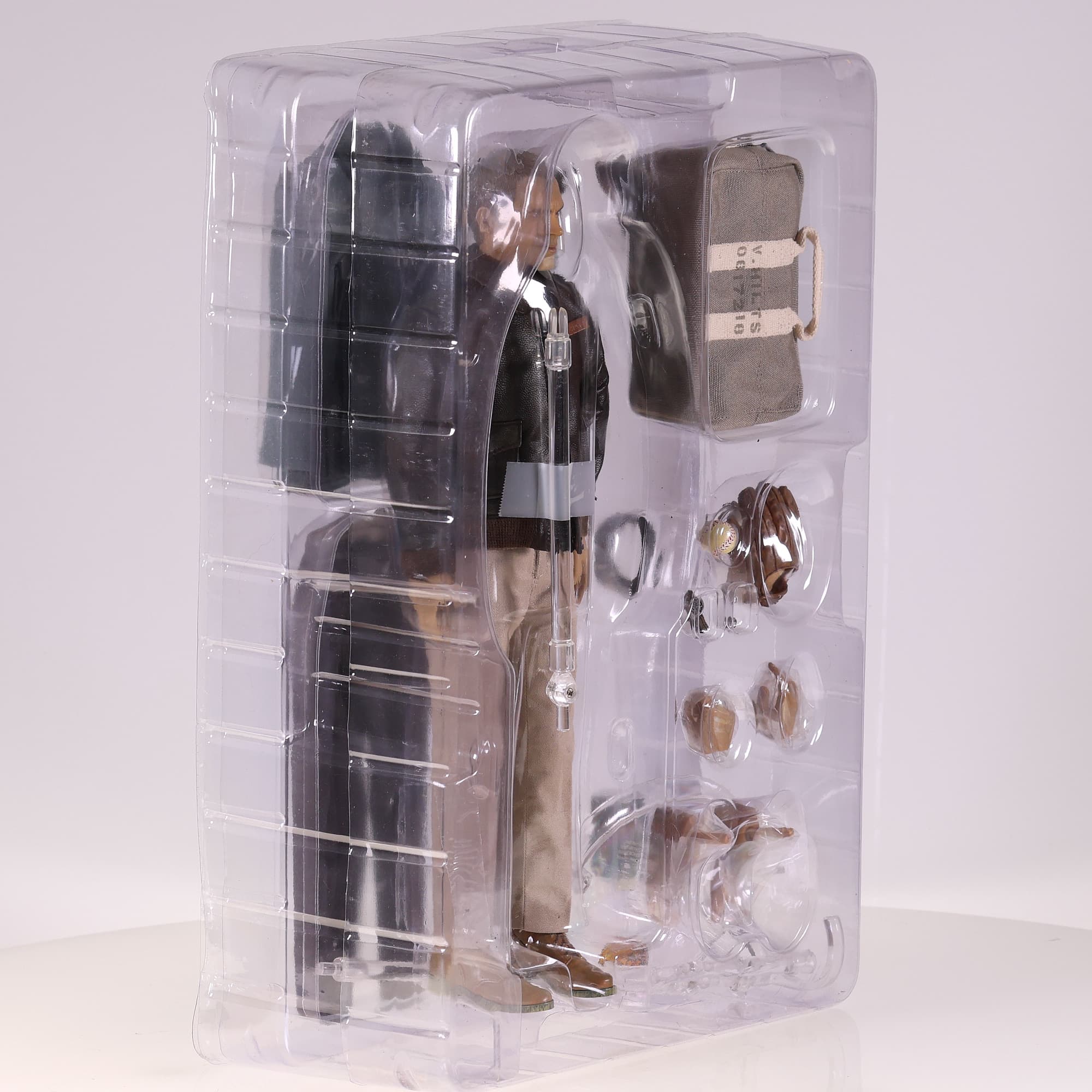 Steve McQueen as "Capt. V. Hilts" Deluxe - Special Version Grade S avec boîte — miniature 9