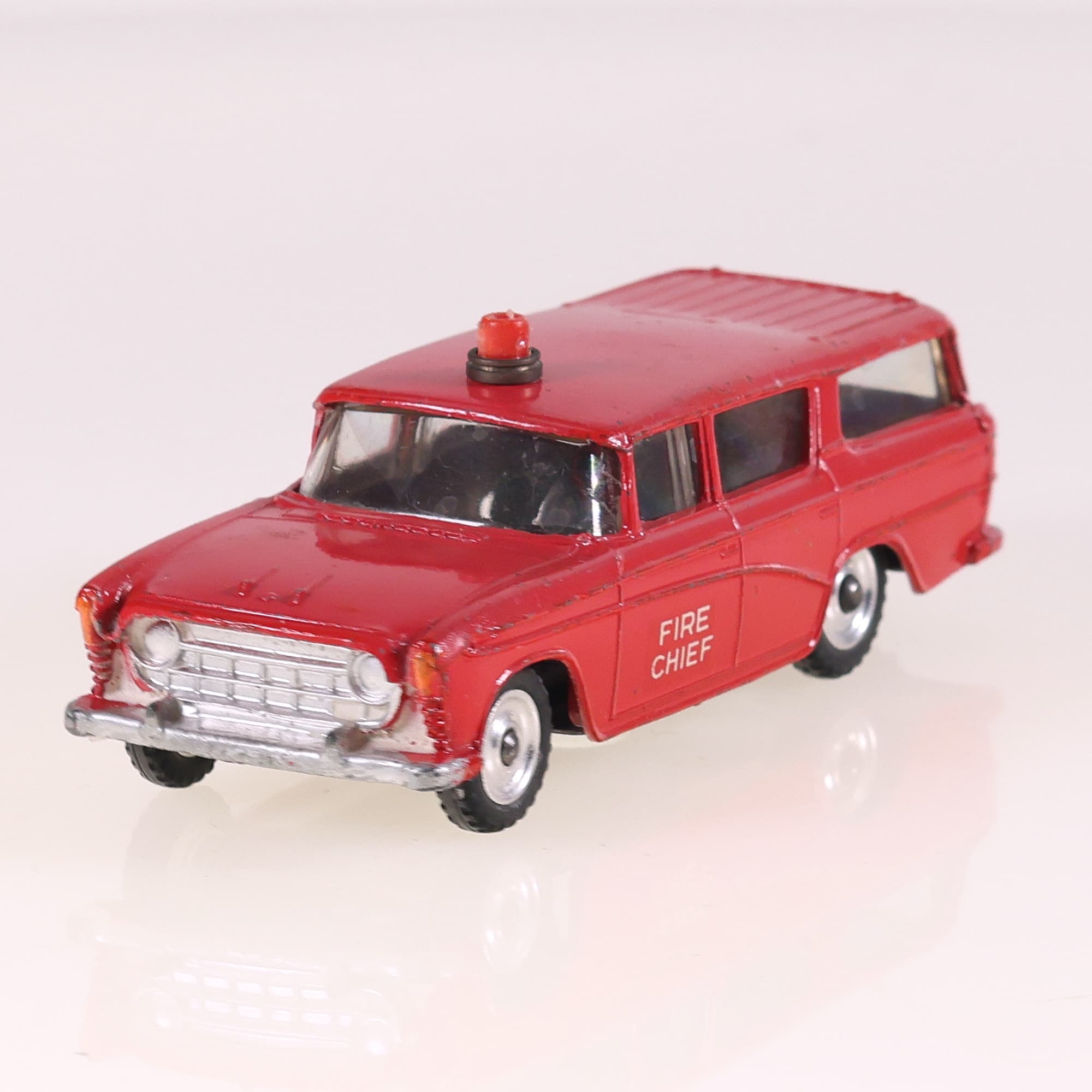 Dinky Toys 257 Nash Rambler Fire Chief 1/43 Rouge sans boîte