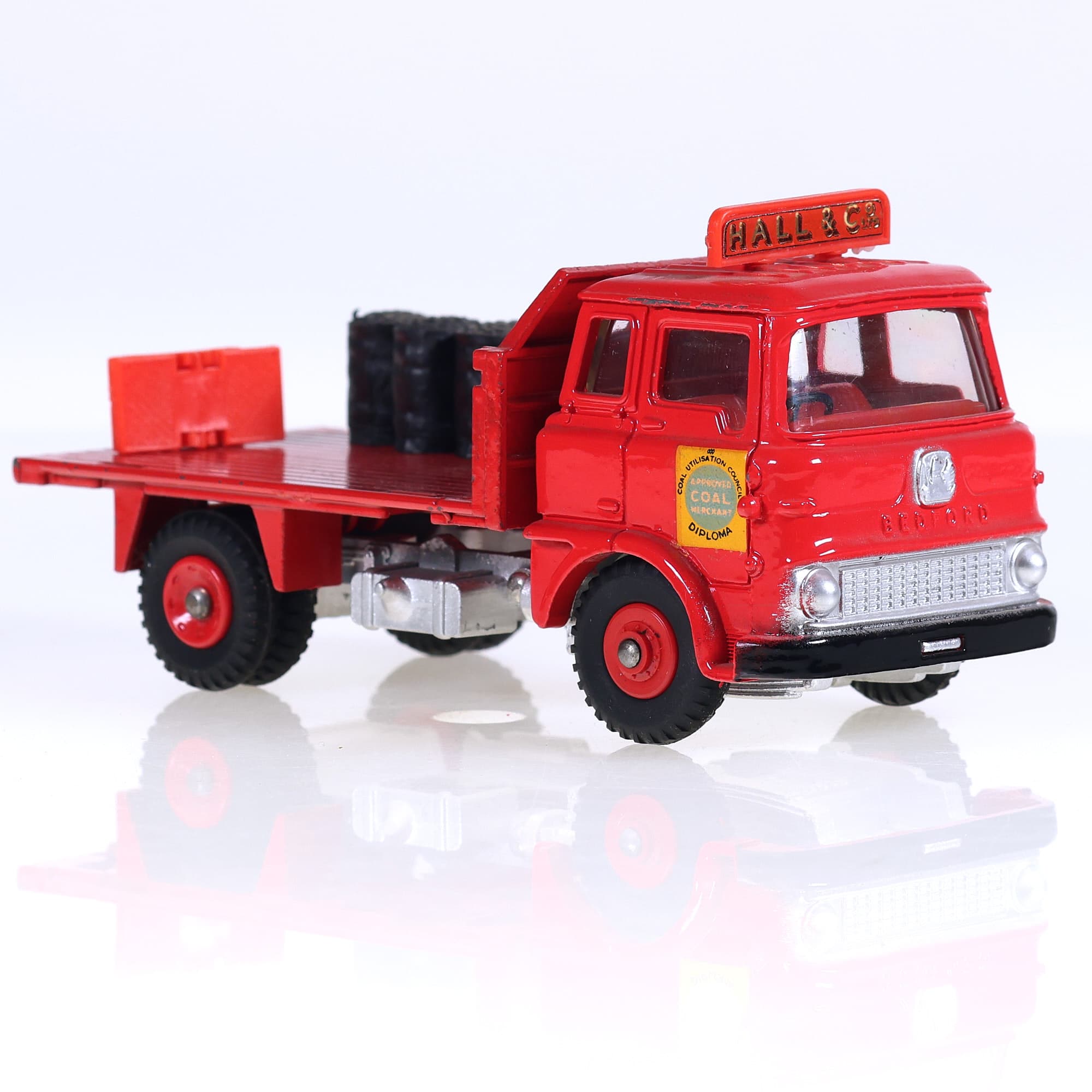 Dinky Toys 425 Bedford T.K. Transporteur de Charbon 1/43 état A avec boîte — miniature 7