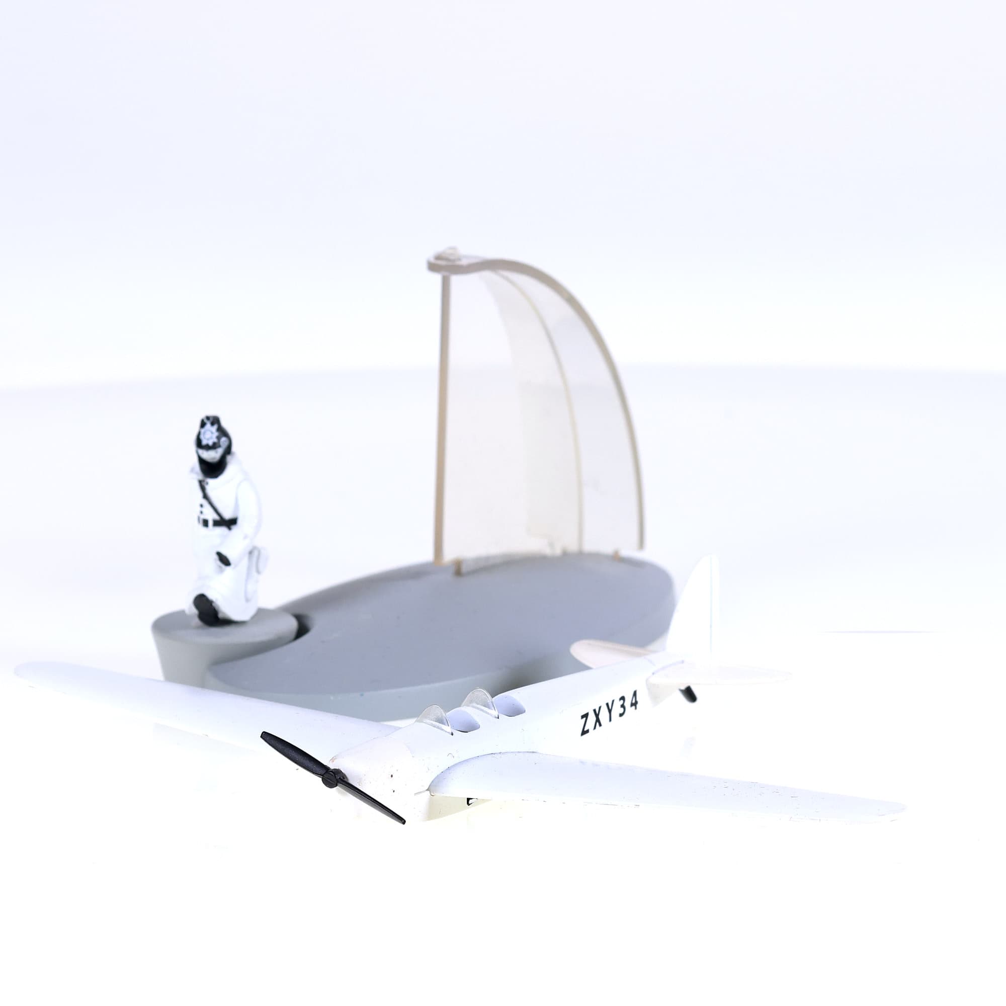 Hachette En Avion Tintin - L'avion de la police allemande 1/72 