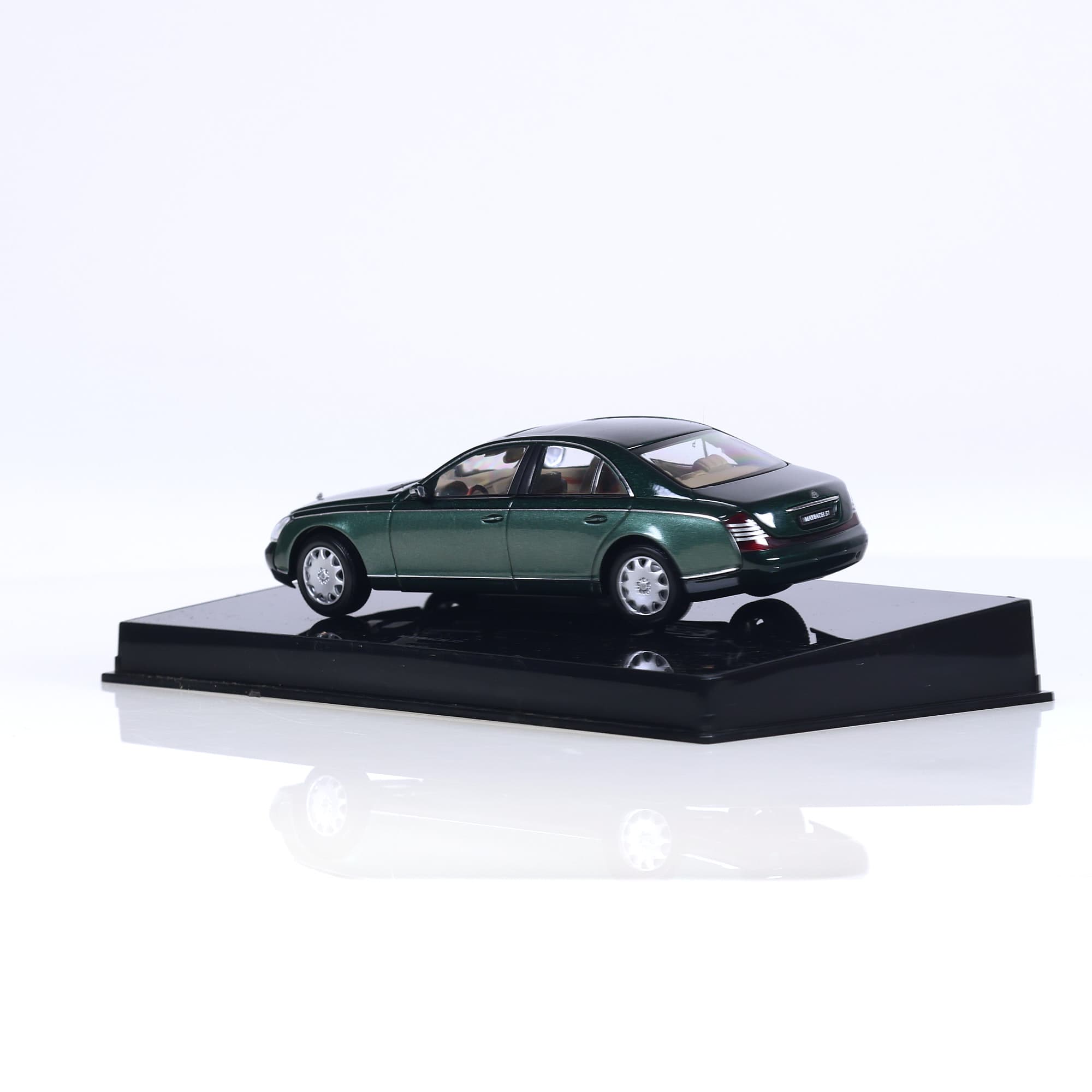 AUTOart Maybach 57 - Gateway 1/43  — miniature 3