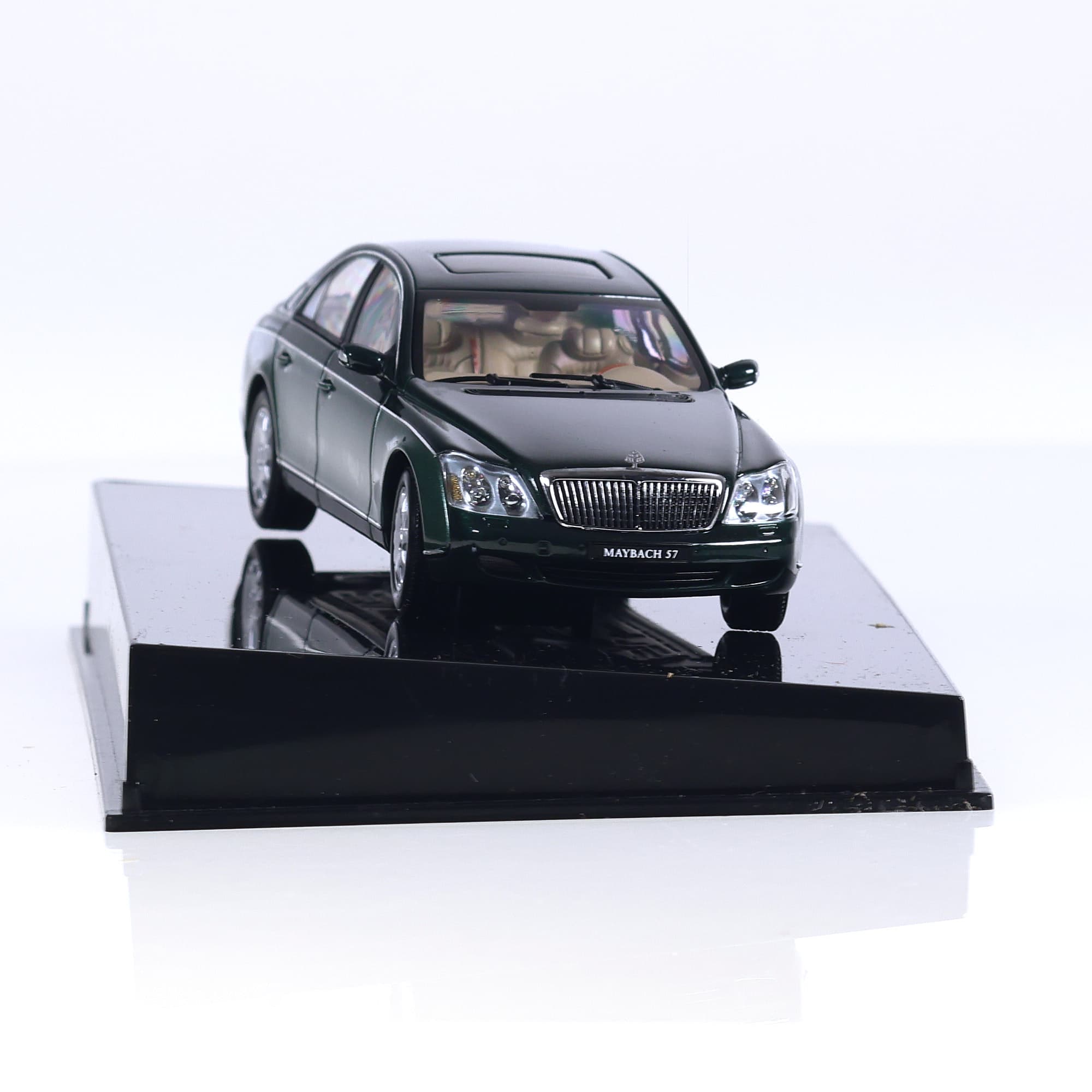 AUTOart Maybach 57 - Gateway 1/43  — miniature 8