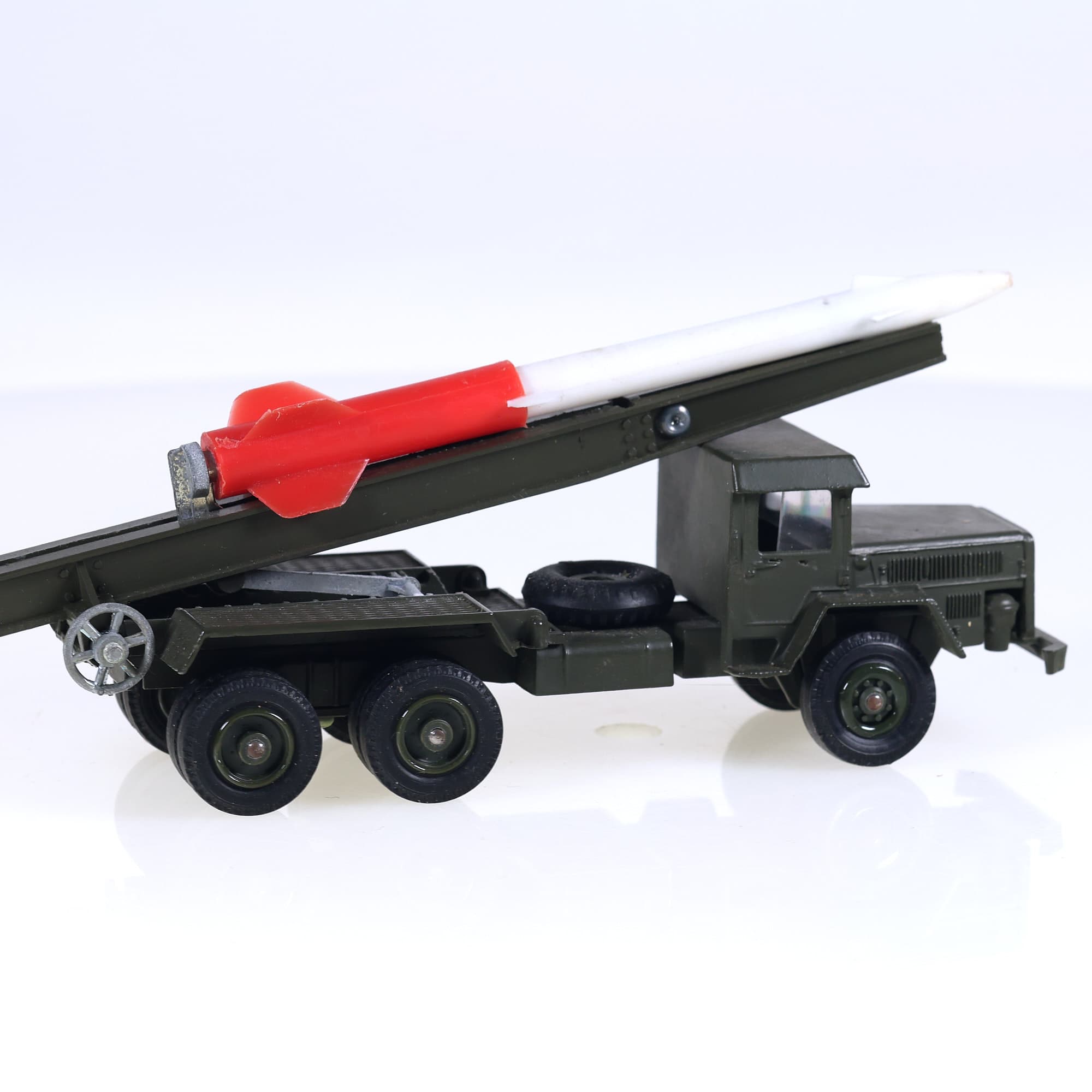 Solido 523 Unic Sahara porte-missile 1/50 Vert — miniature 6