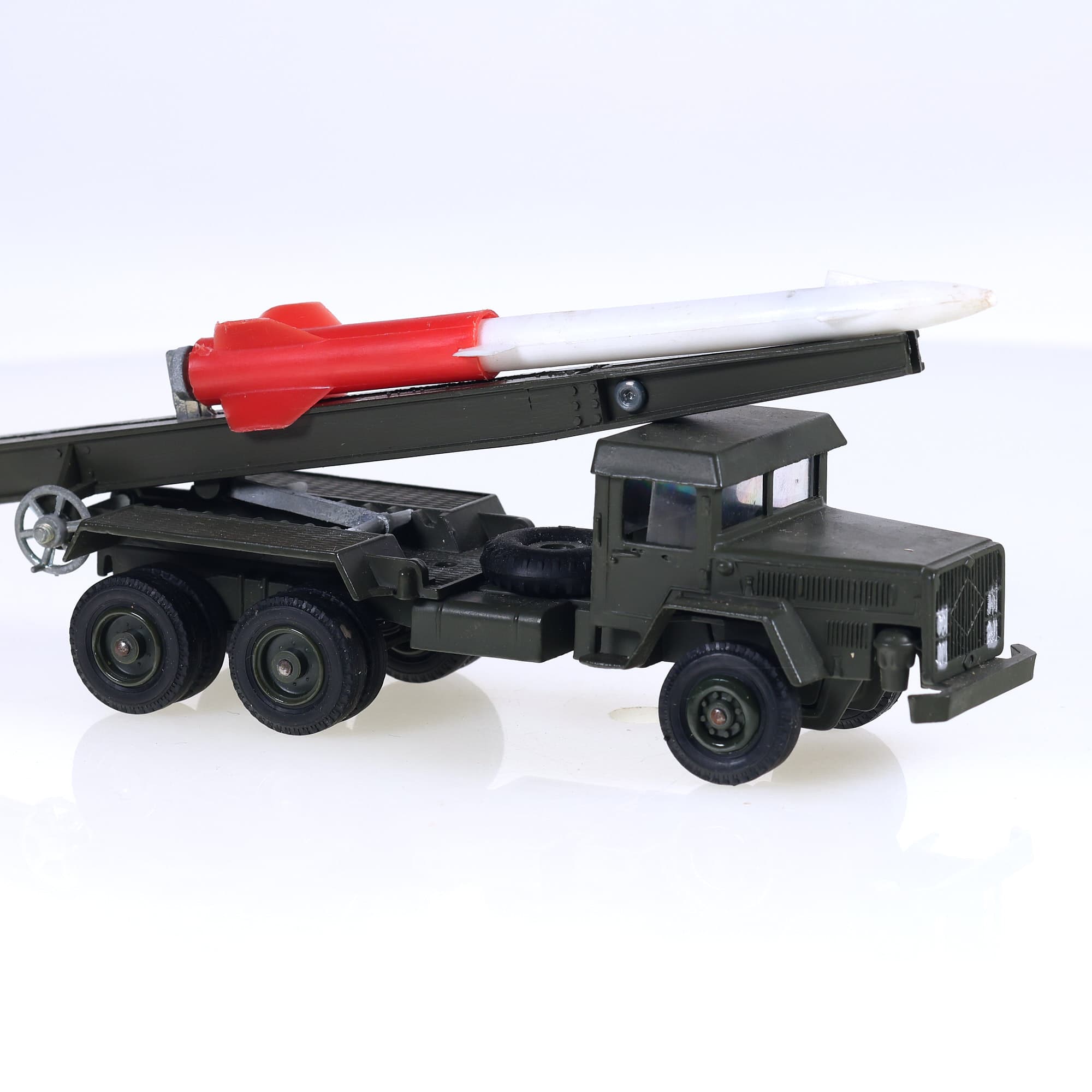 Solido 523 Unic Sahara porte-missile 1/50 Vert — miniature 7
