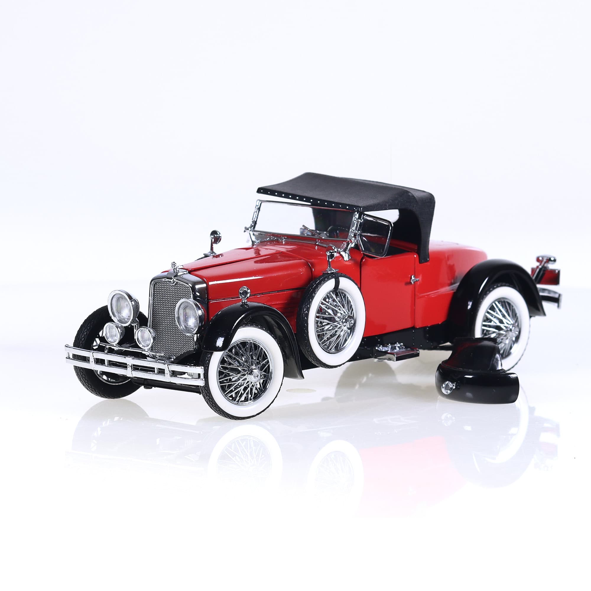 Franklin Mint Stutz Black Hawk Boattail Speedster 1928 1/24 Rouge avec boîte — miniature 9