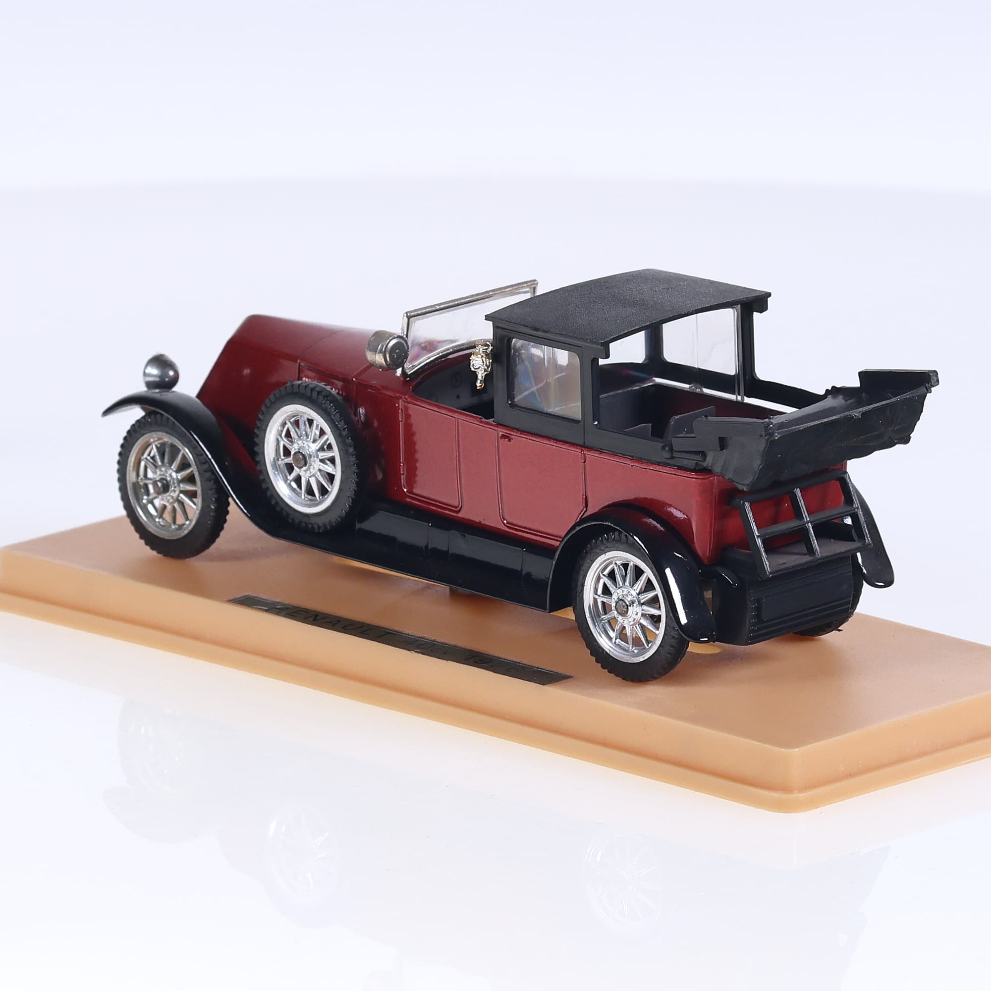 Solido - n° 149 - Renault 40 CV 1926 1/43 avec boîte — miniature 3