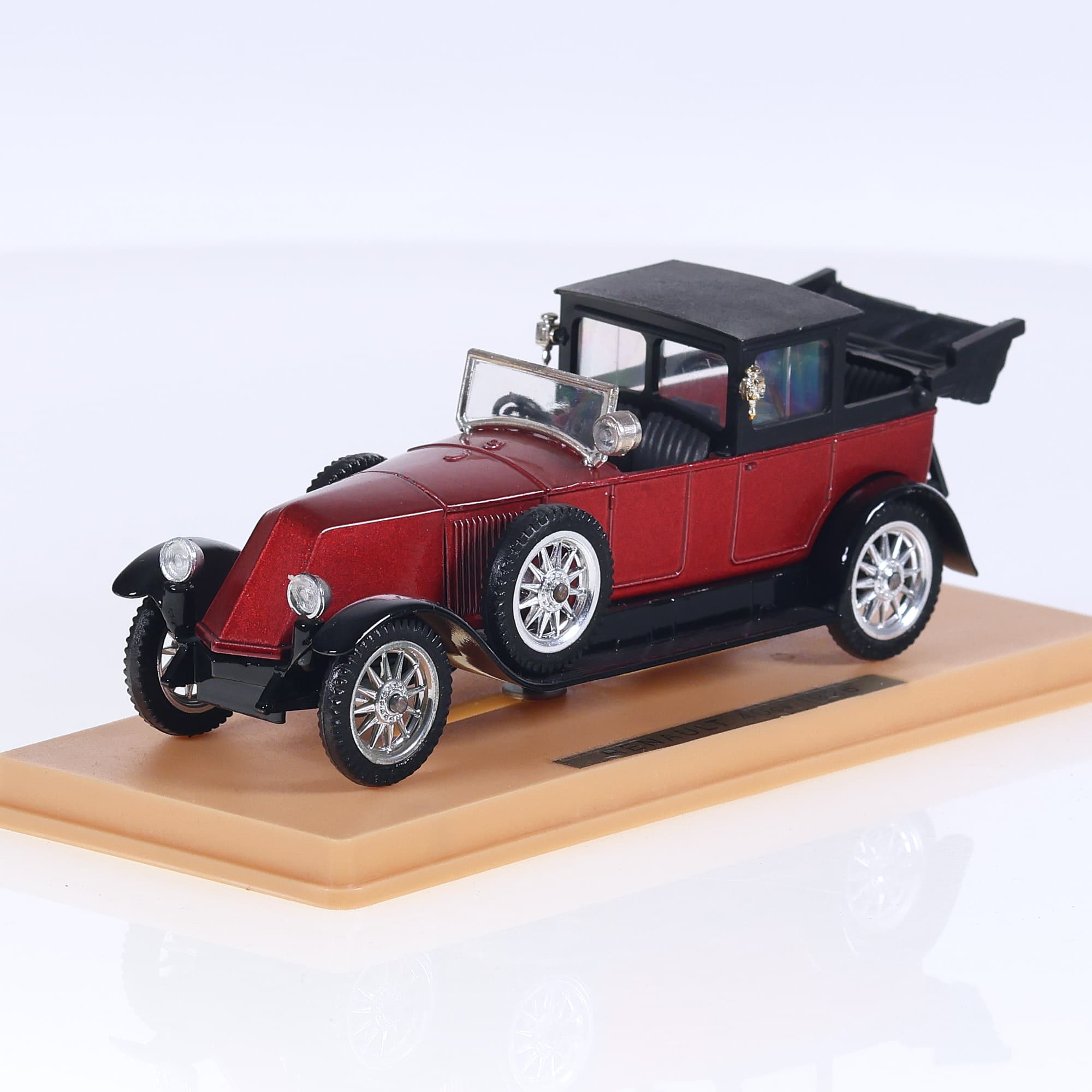 Solido - n° 149 - Renault 40 CV 1926 1/43 avec boîte — miniature 9