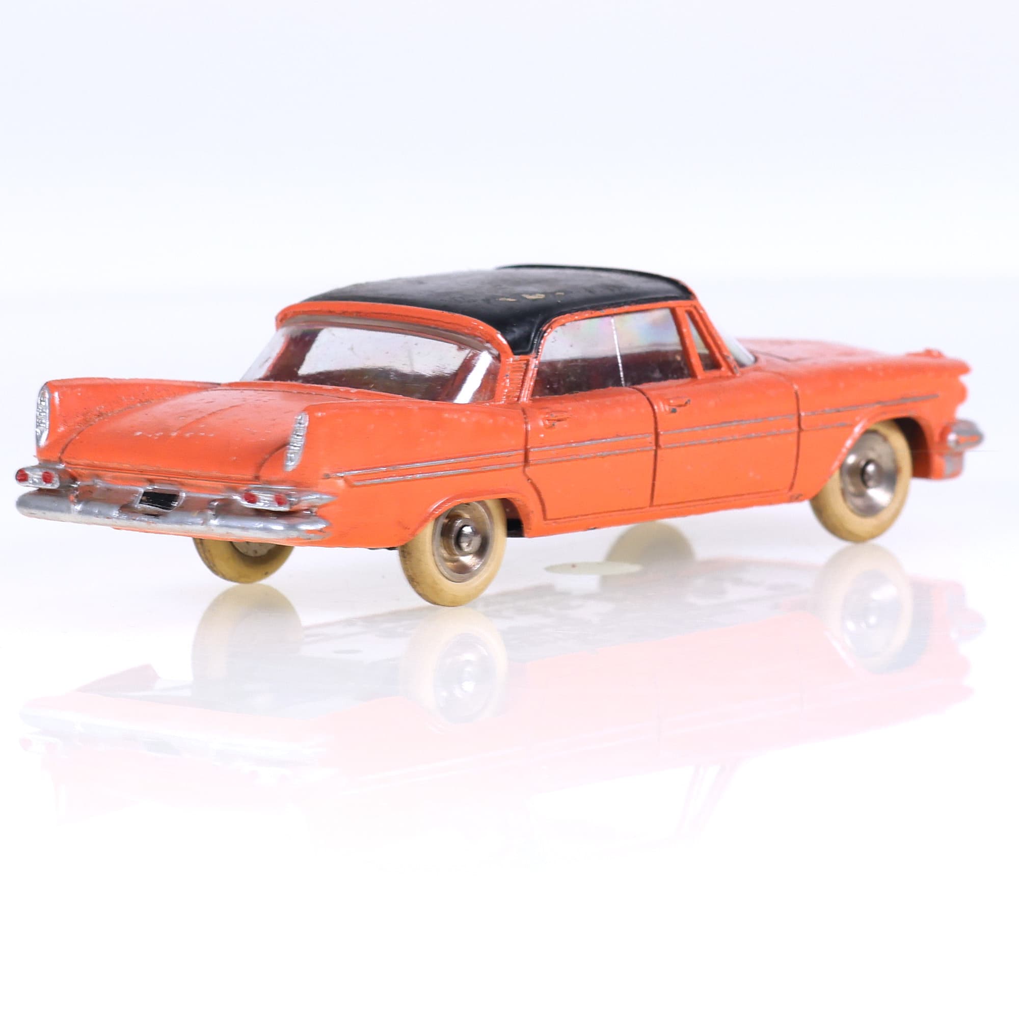 Dinky Toys 545 diplomat 1/43 saumon et noir avec boîte — miniature 5