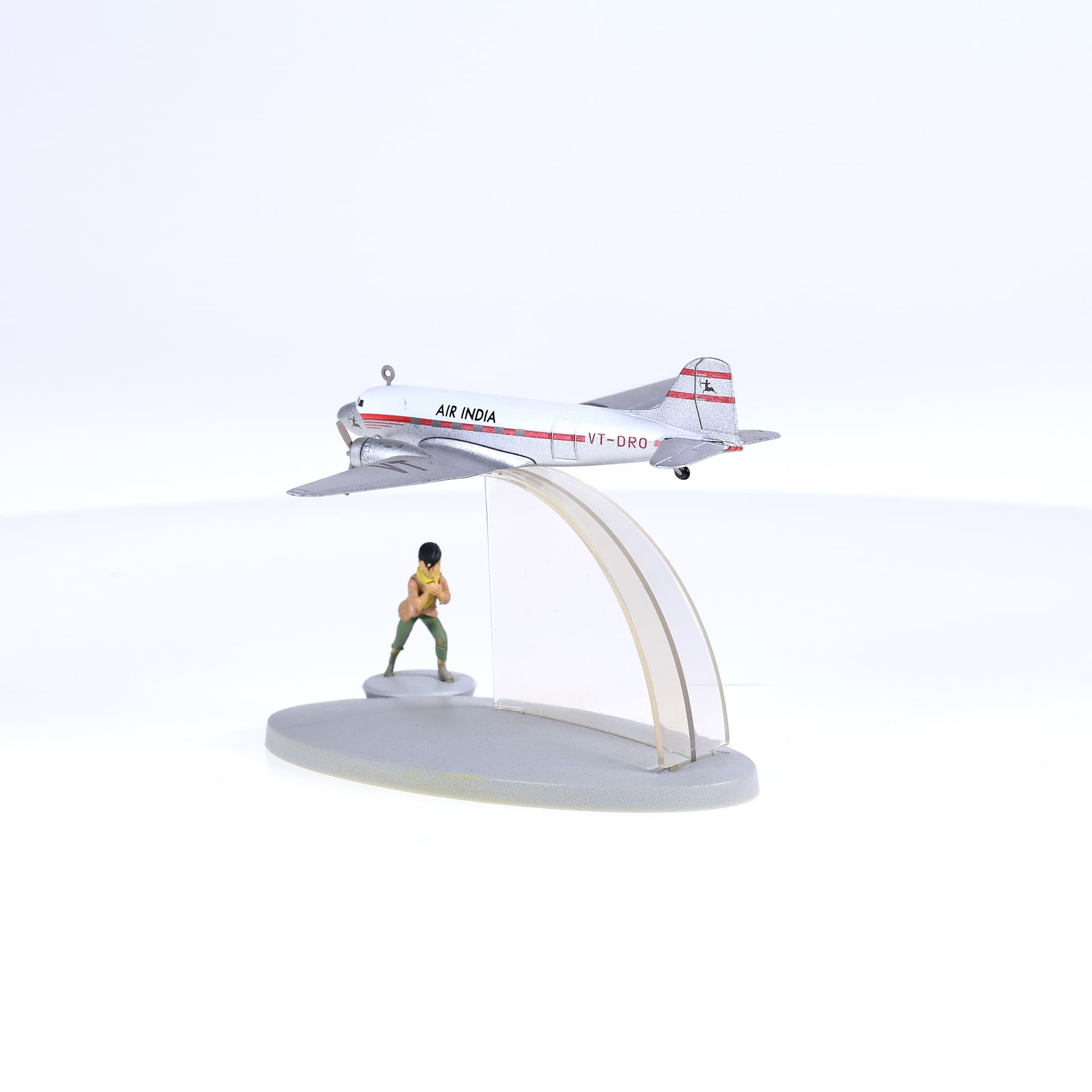 Moulinsart Tintin Le Douglas DC 3 - Tintin au Tibet 2014 1/200  — miniature 3