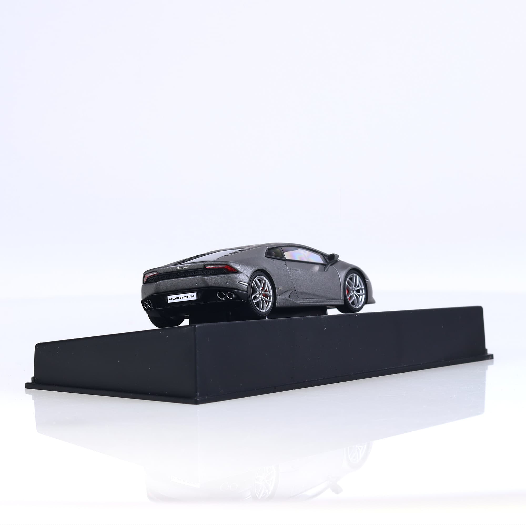 AUTOart 54602 Lamborghini Huracán LP 610-4 (Grigio Titans/Matt Grey) 1/43 Gris — miniature 5