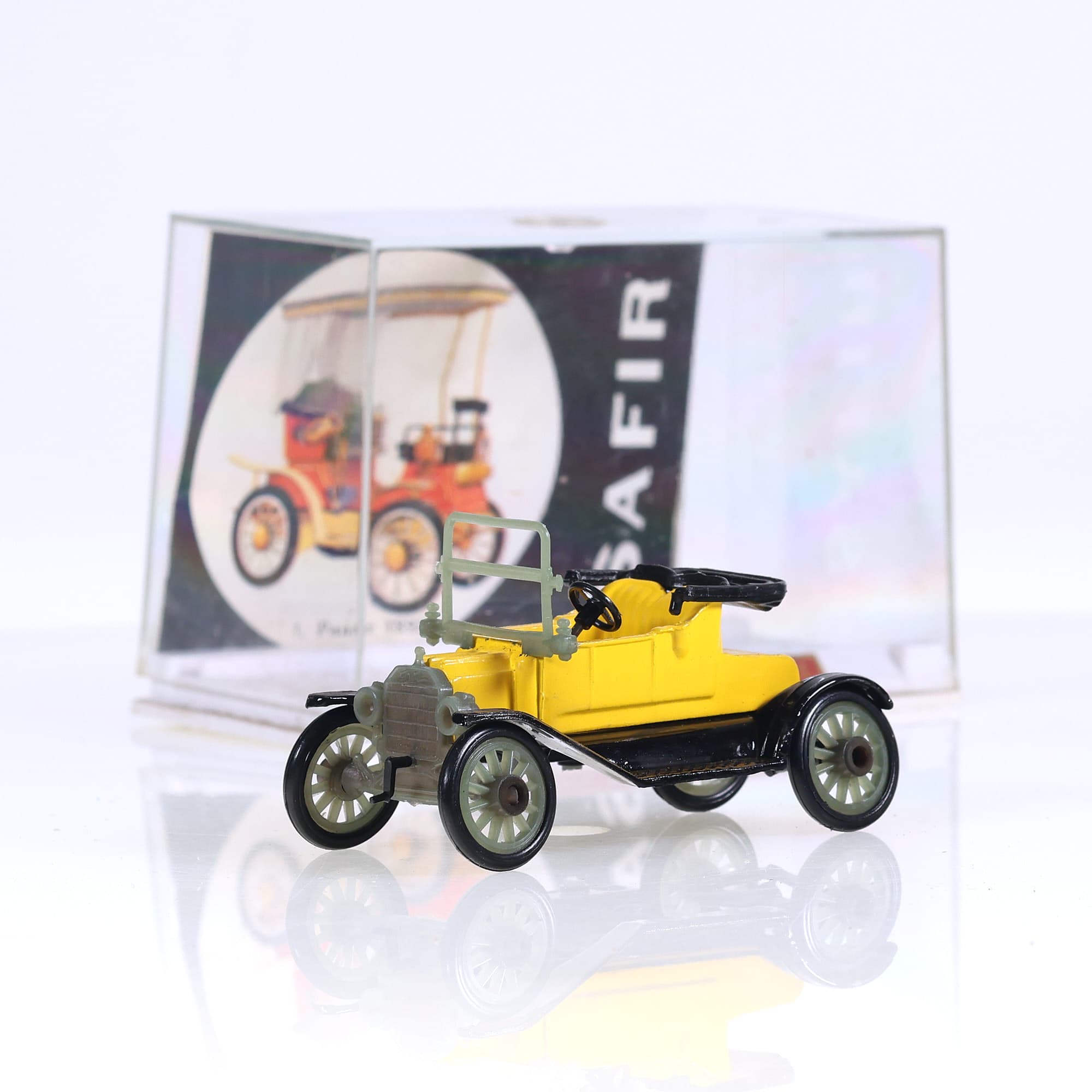 Safir n°8 Ford "Lizzie" Model T - 1913 1/43 Bicolore avec boîte