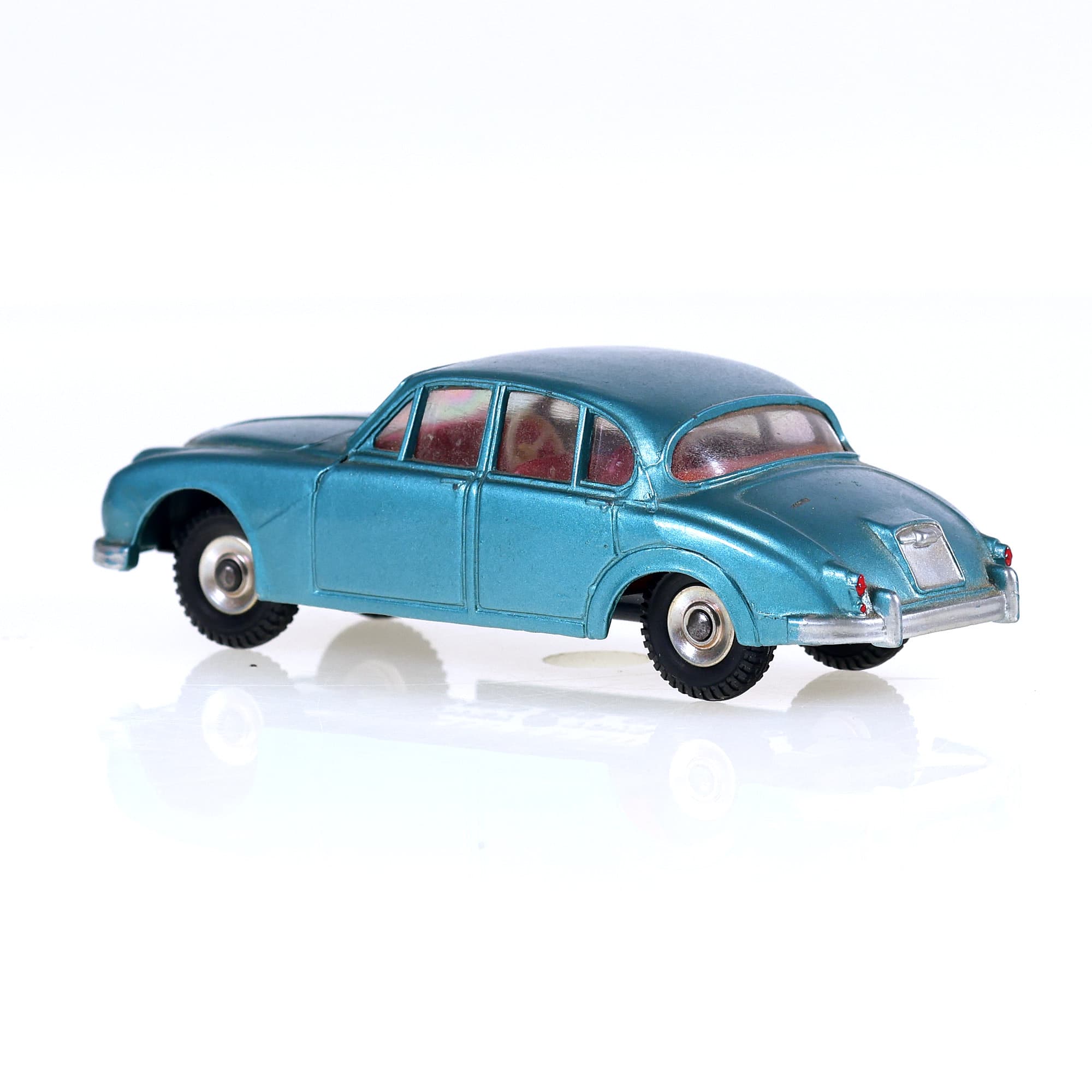 Dinky Toys 146 Daimler 2.5 Litre 1/43 Bleu avec boîte — miniature 4