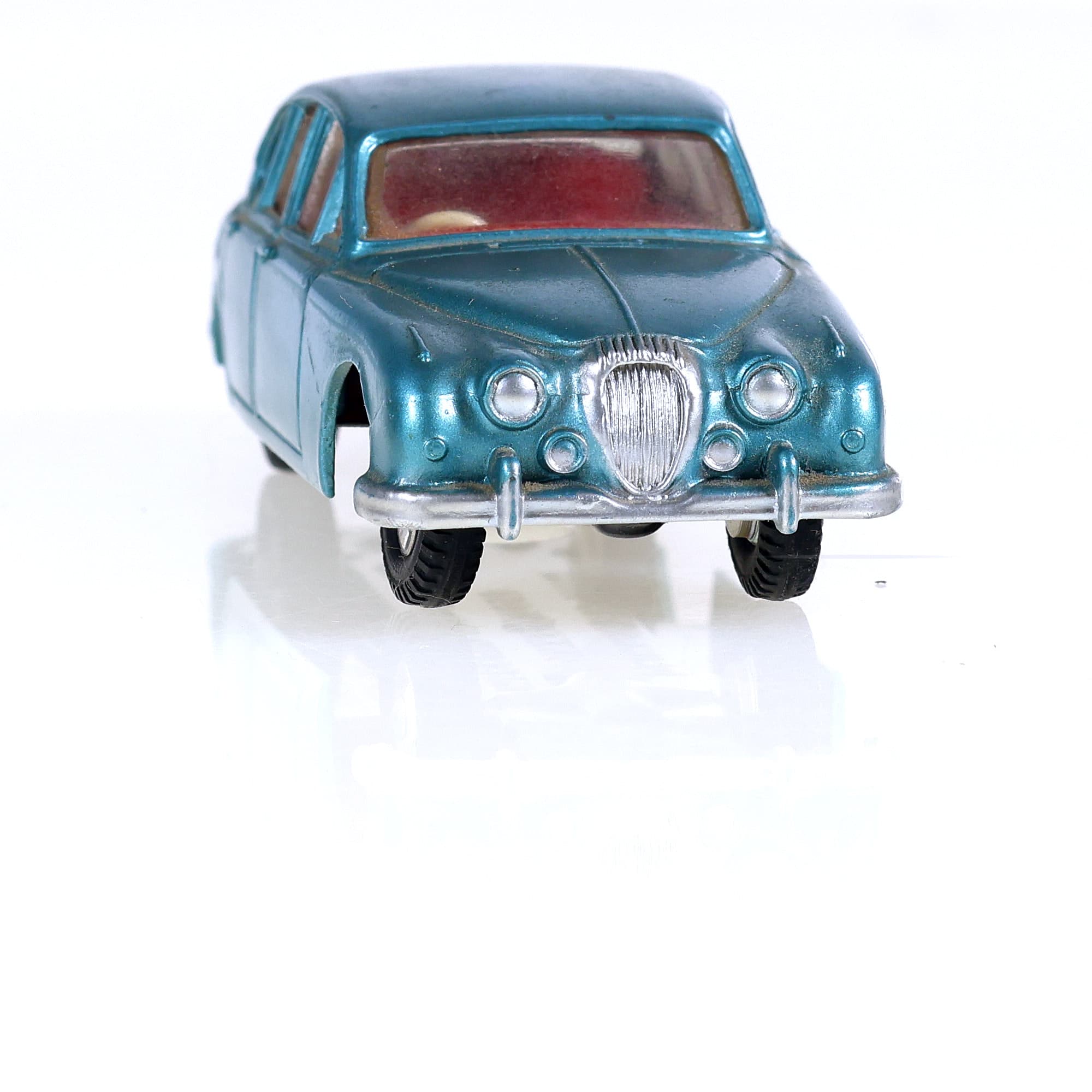 Dinky Toys 146 Daimler 2.5 Litre 1/43 Bleu avec boîte — miniature 9