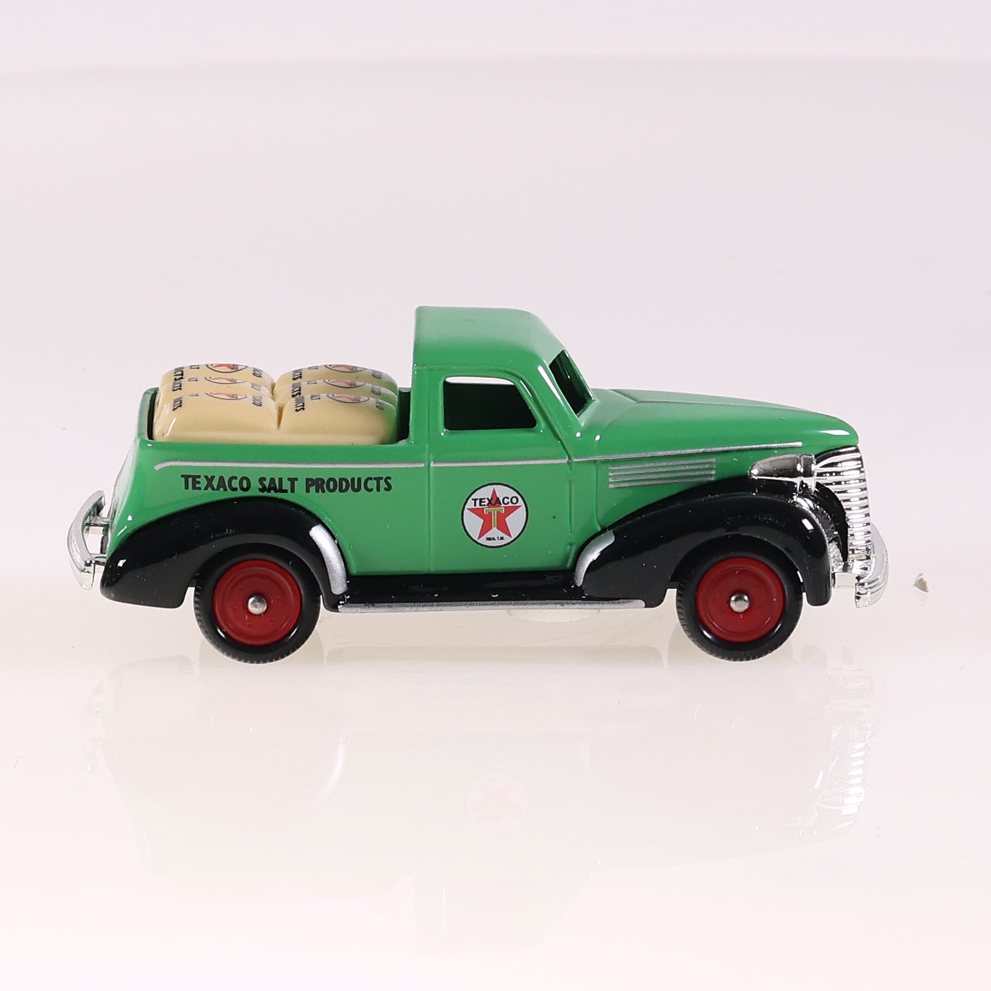 Corgi CS90007 Texaco Chevrolet Pick-Up Salt Products 1/43 Bicolore avec boîte — miniature 6