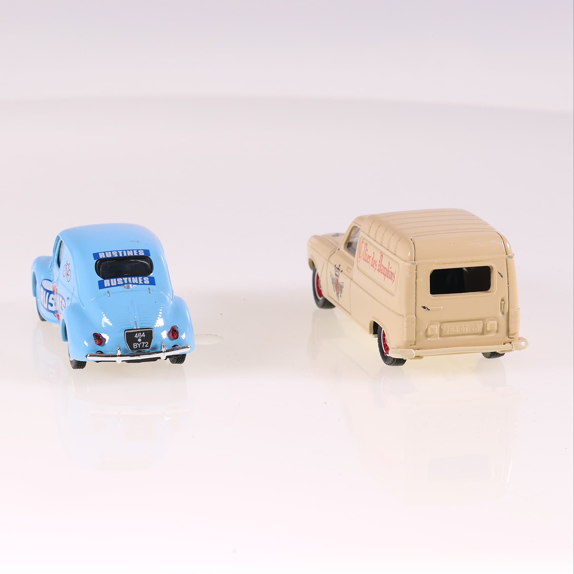 Solido Renault 4 Fourgonnette Cellier des dauphins Eligor 4CV Rustines 1/43  — miniature 4