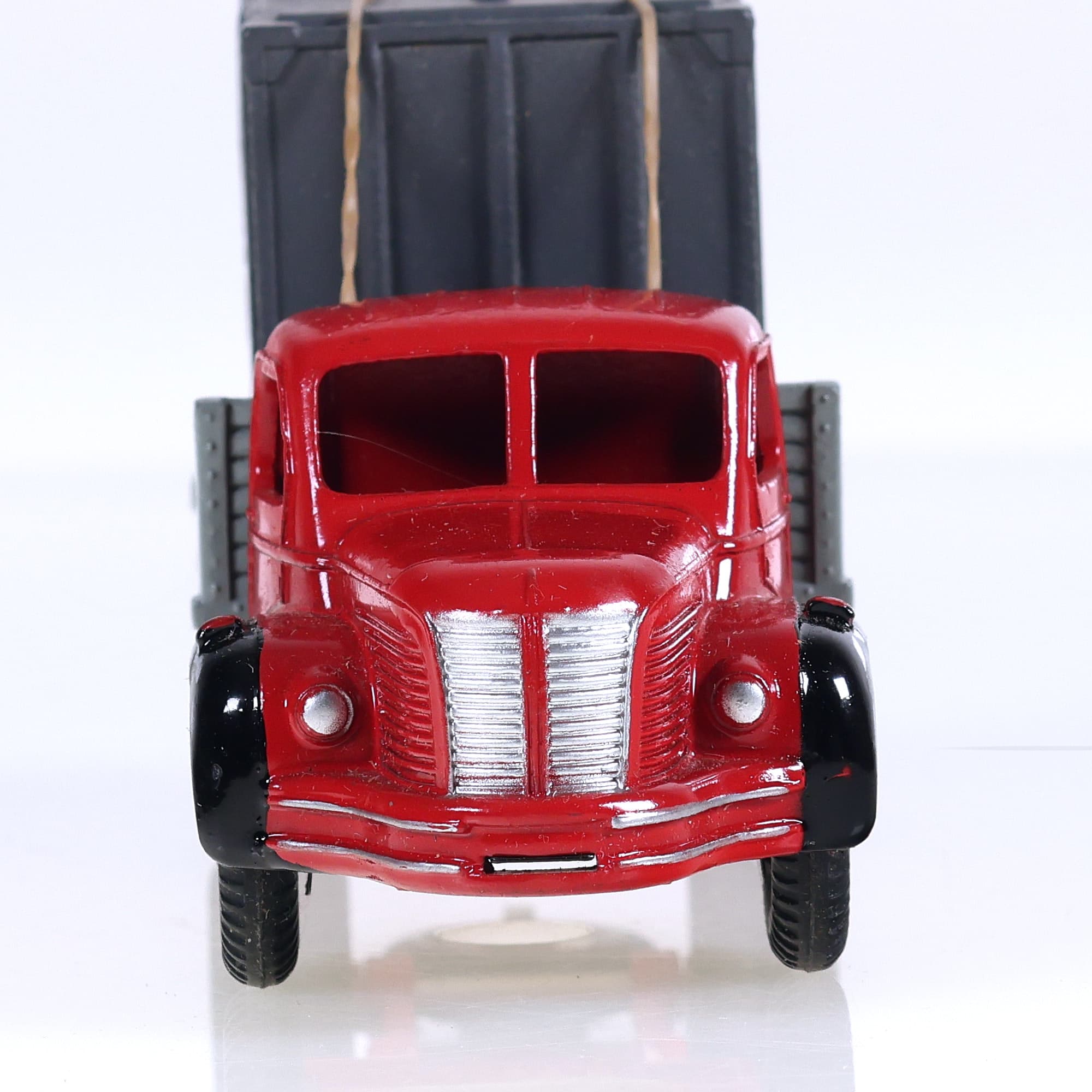Dinky Toys 34B Berliet Plateau avec Container 1/43 version anneau moulé — miniature 8