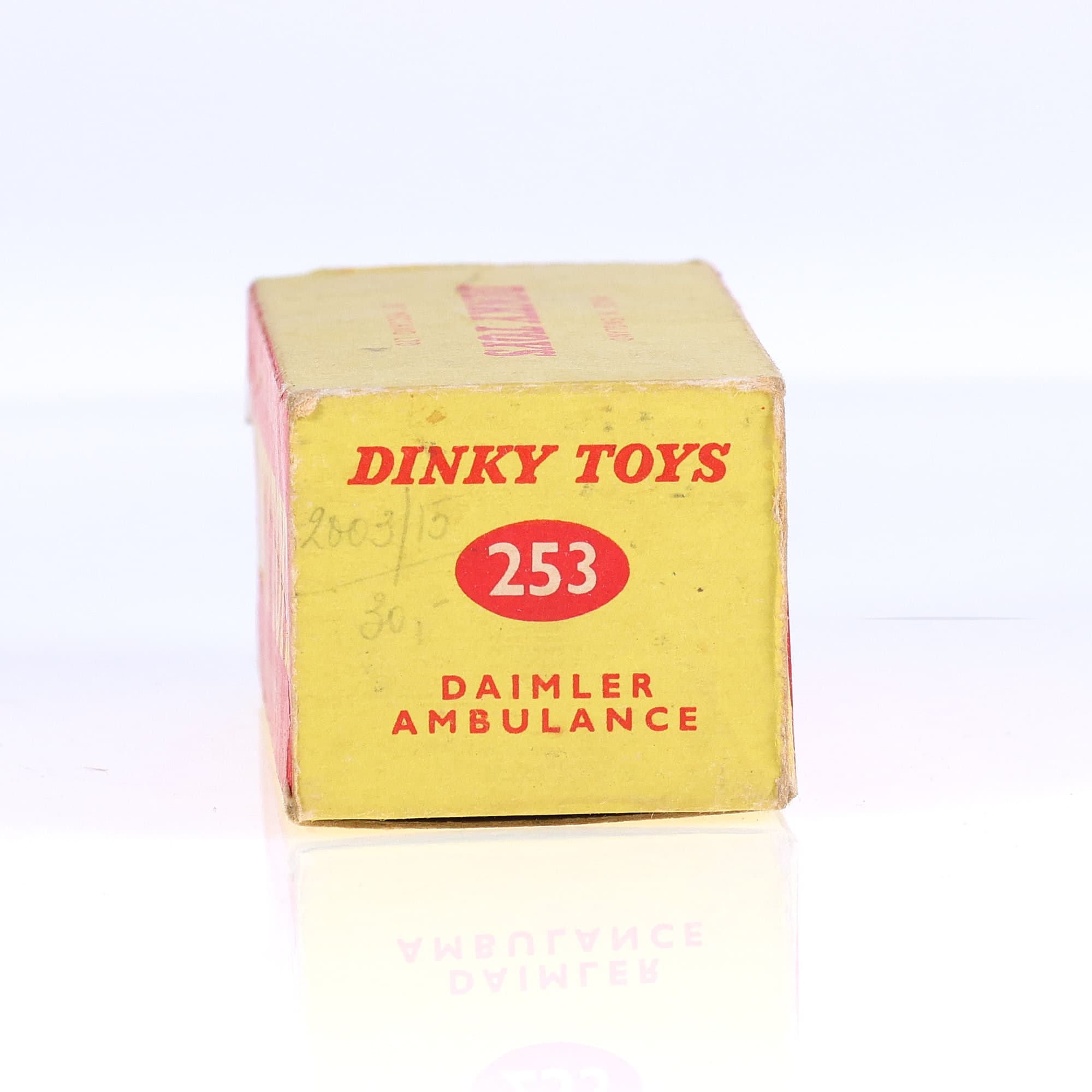 Dinky Toys 253 Daimler Ambulance 1/43 Blanc Grade B avec boîte — miniature 14