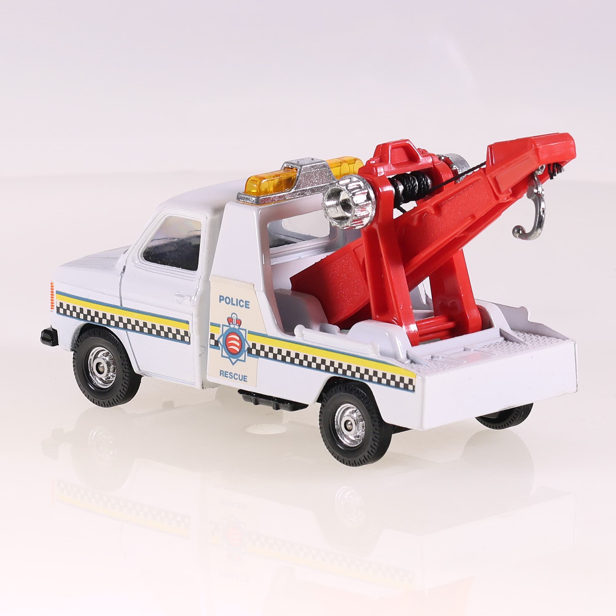 Corgi C1140/2 Ford Transit Wrecker Police Rescue 1984 15,5 cm Blanc avec boîte — miniature 3