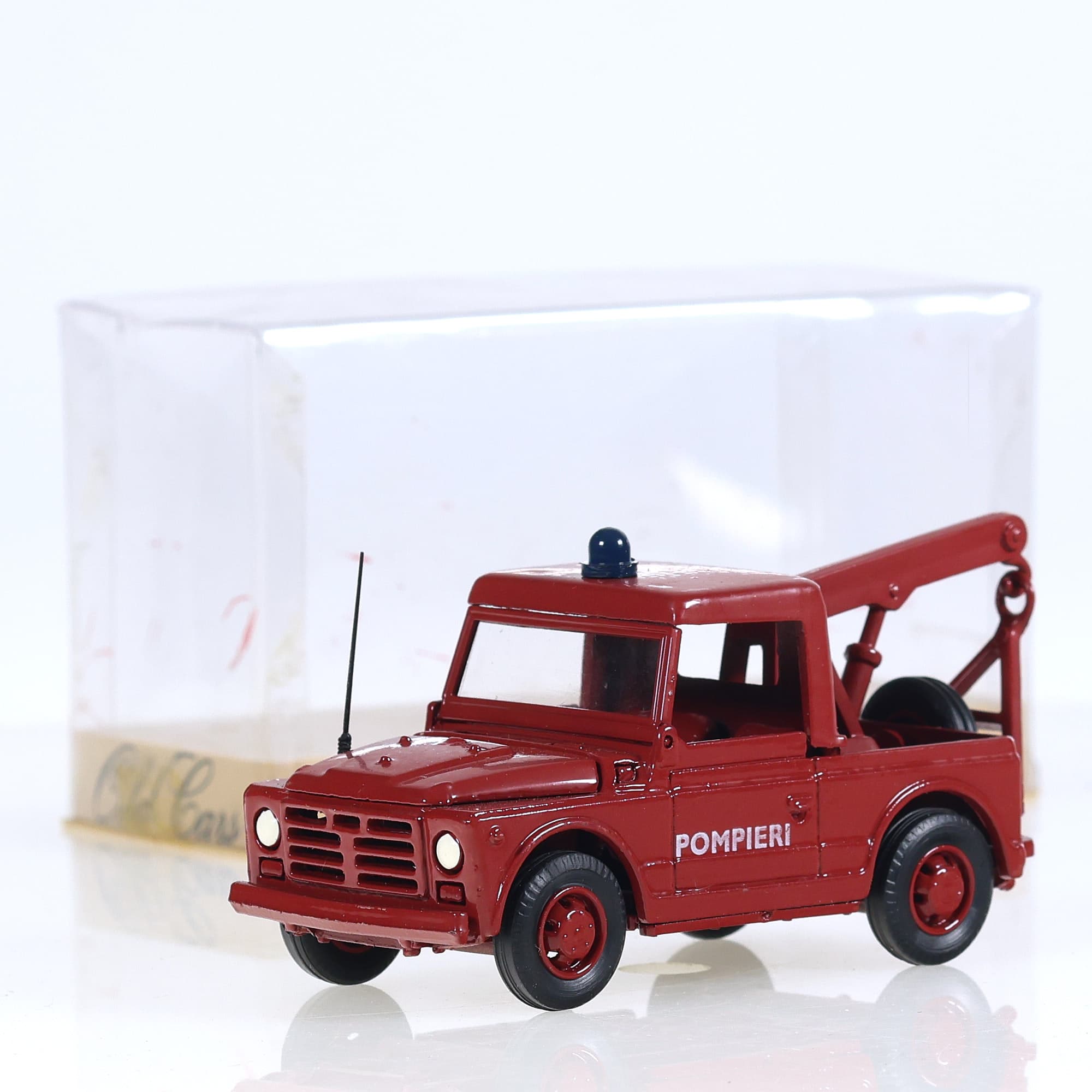 Old Cars Fiat Campagnola Pompier dépanneuse 1/43 Rouge avec boîte — photo 1