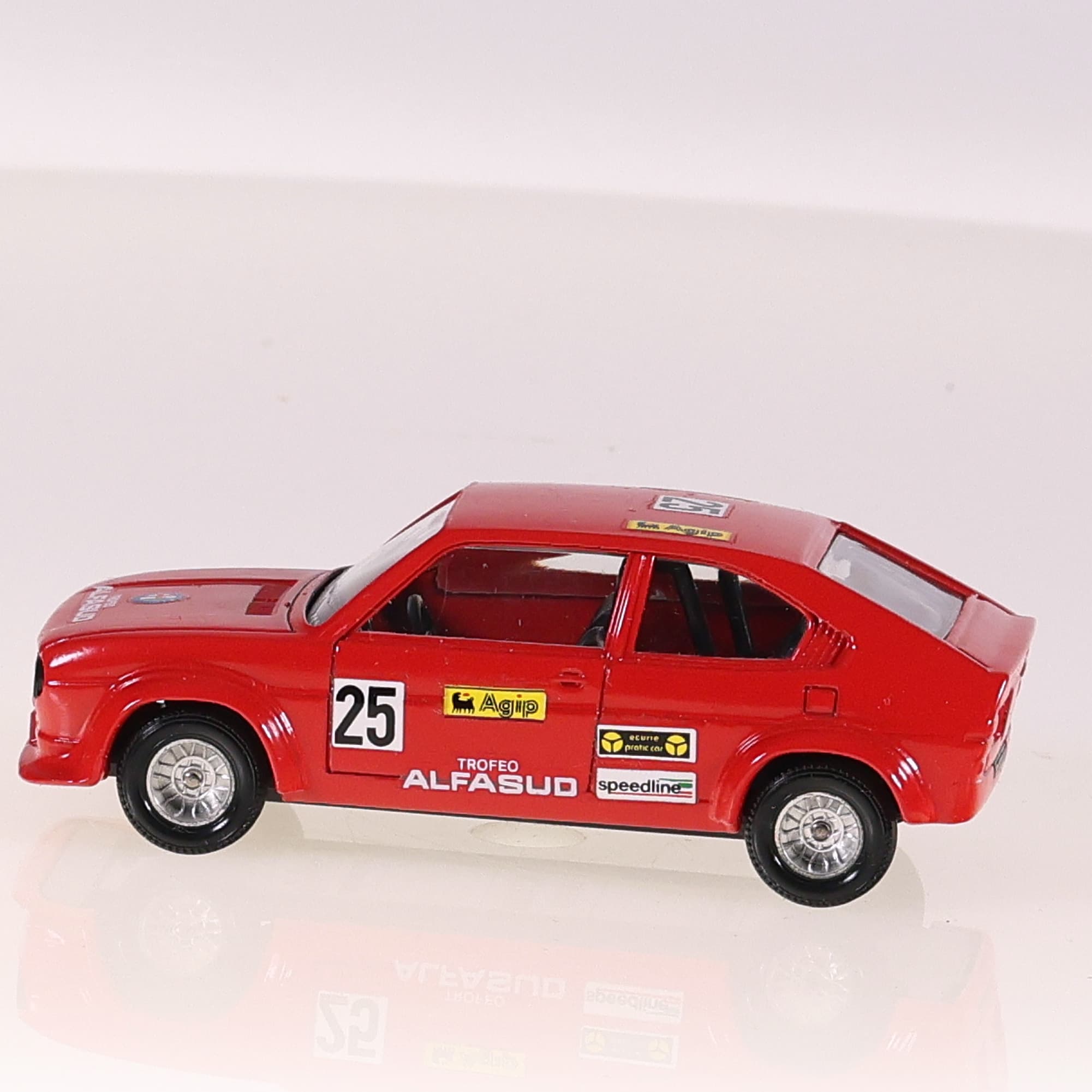 Solido 69 Alfa Romeo Alfasud Trofeo #25 1/43 Rouge sans boîte — miniature 2