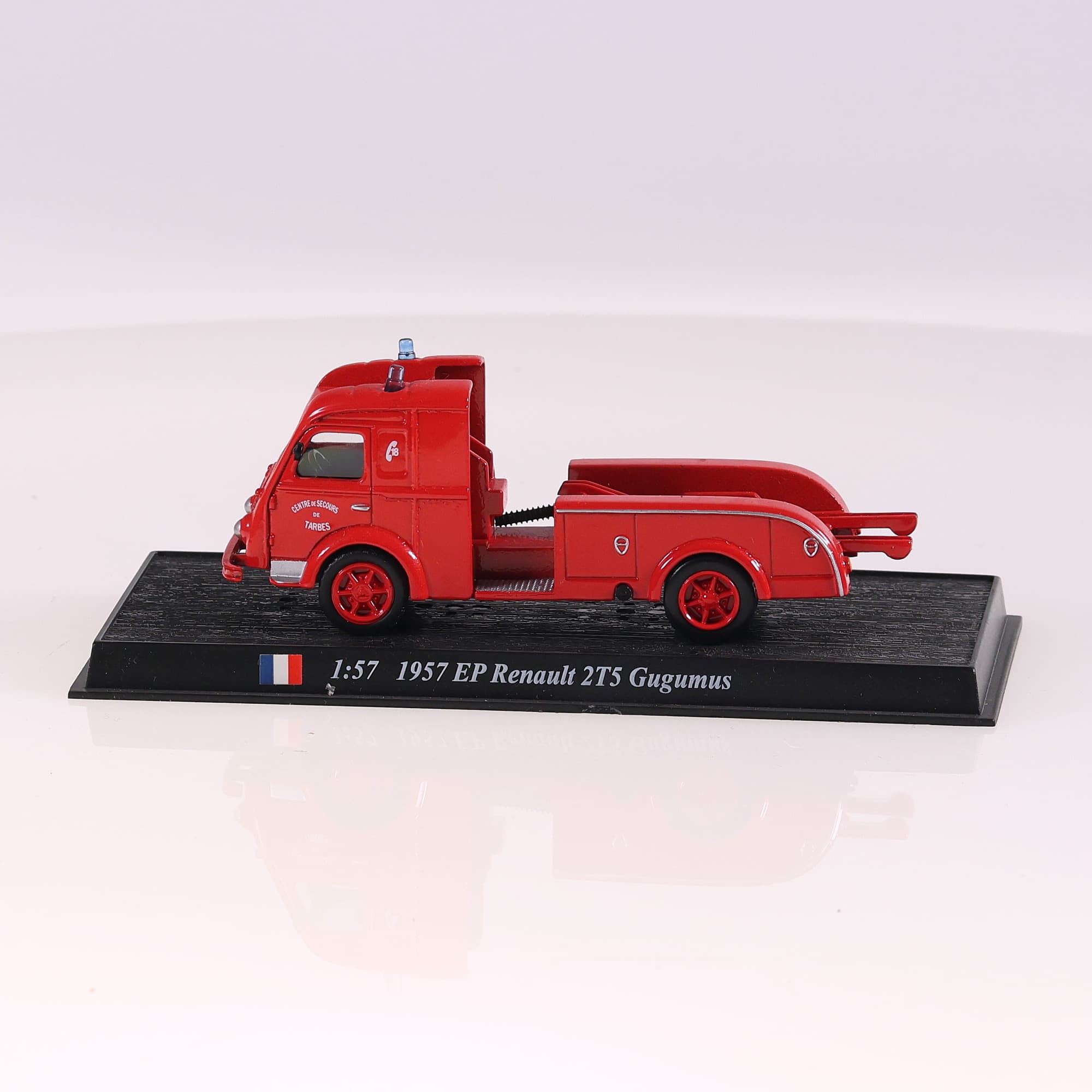 Del Prado Renault 1957 EP 2T5 Gugumus 1957 1/57 Rouge Grade B avec boîte — miniature 2