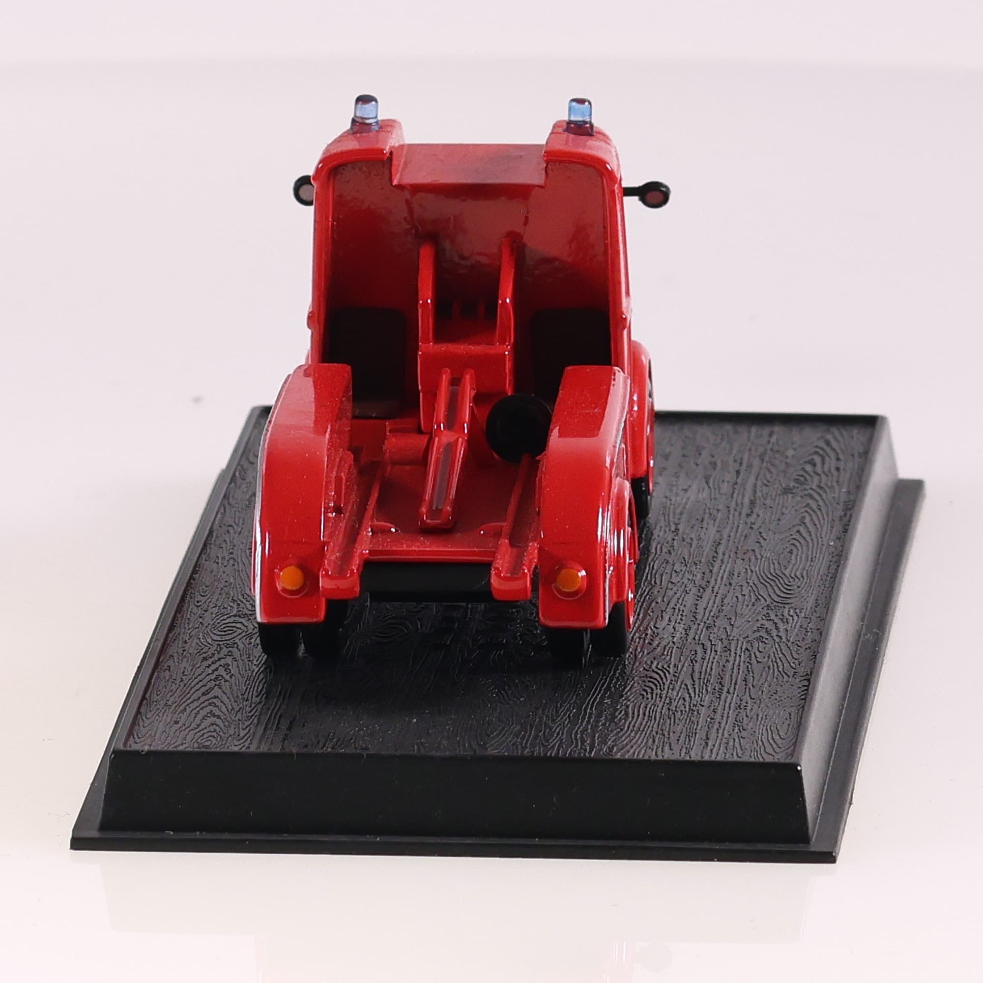Del Prado Renault 1957 EP 2T5 Gugumus 1957 1/57 Rouge Grade B avec boîte — miniature 4