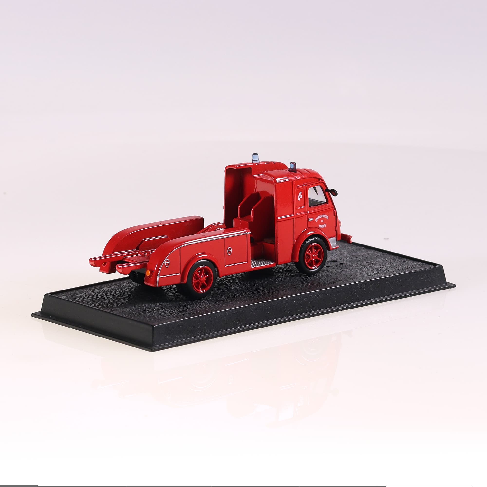Del Prado Renault 1957 EP 2T5 Gugumus 1957 1/57 Rouge Grade B avec boîte — miniature 5
